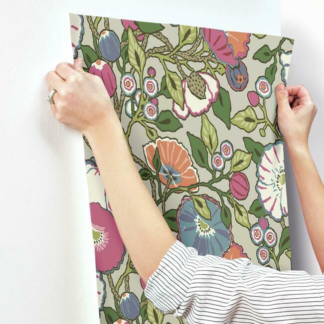 vincent-poppies-wallpaper-brights-york-wallcoverings-cy1516
