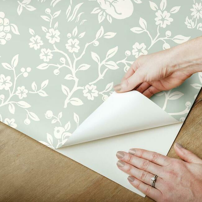 fox-hare-premium-peel-stick-wallpaper-mineral-green-york-wallcoverings-psw1167rl