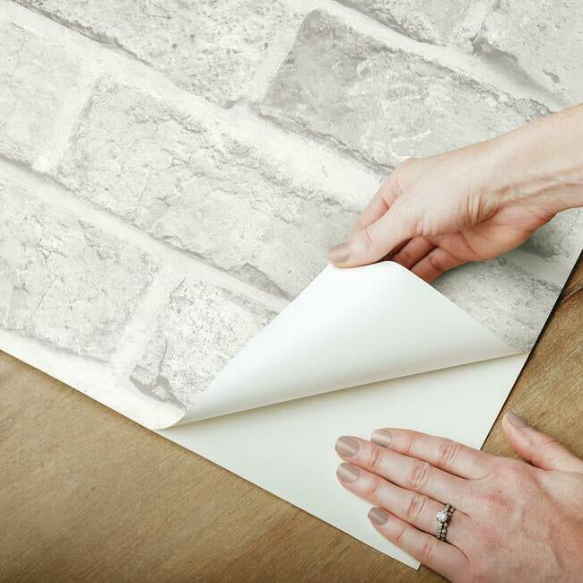 stretcher-brick-premium-peel-stick-wallpaper-plaster-york-wallcoverings-psw1305rl
