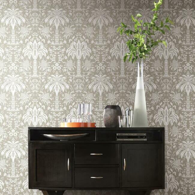 palmetto-palm-damask-wallpaper-beige-york-wallcoverings-dm5013