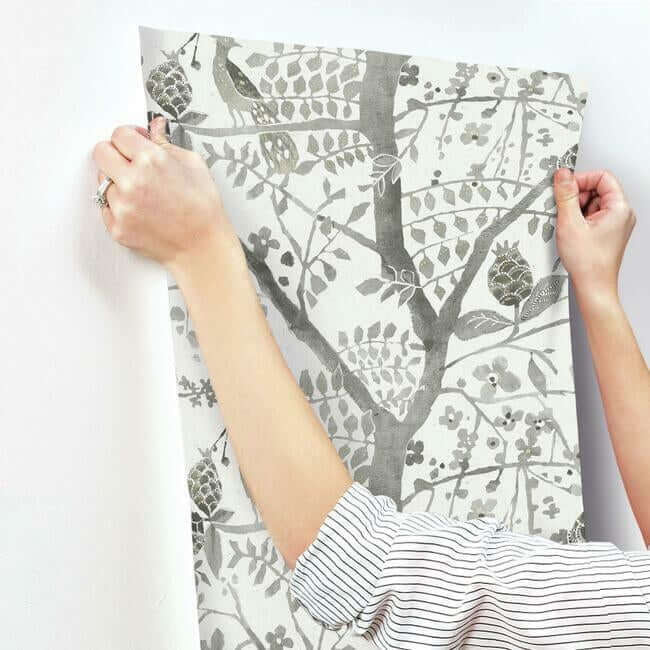 peacock-block-print-grey-wallpaper-york-wallcoverings-bo6633 - York Wallcoverings Wallpaper
