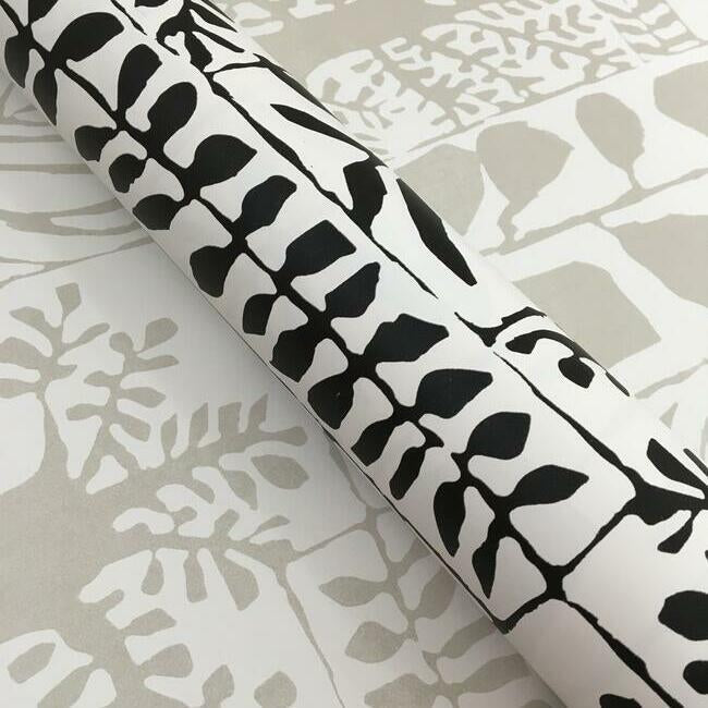 primitive-trees-wallpaper-black-white-york-wallcoverings-bw3862