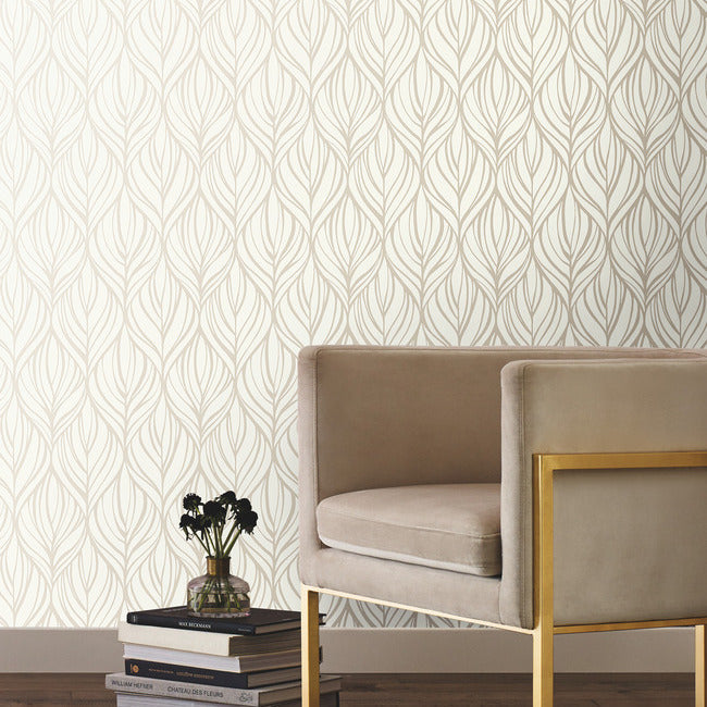 palma-wallpaper-white-gold-york-wallcoverings-dt5081