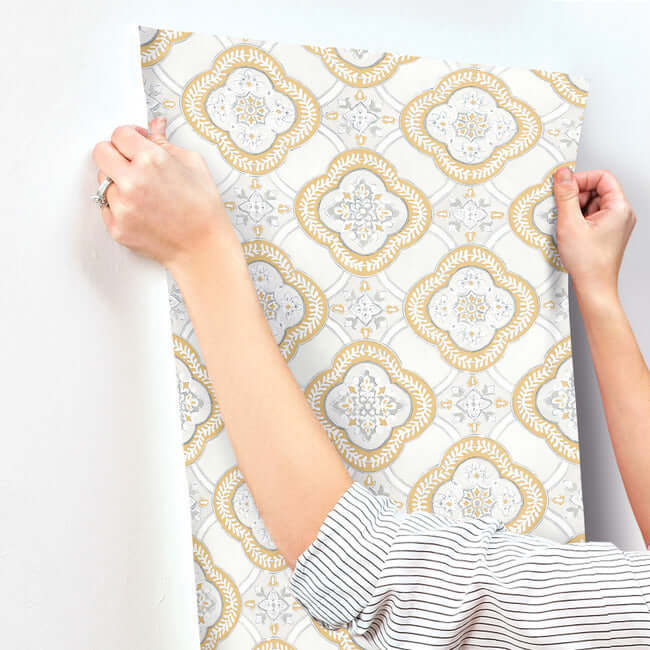 garden-trellis-ochre-wallpaper-york-wallcoverings-go8215 - York Wallcoverings Wallpaper