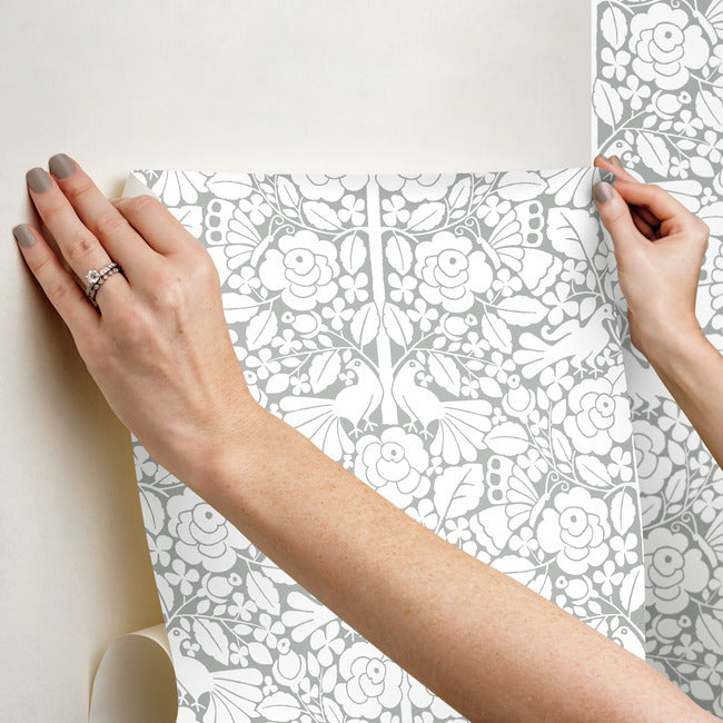 fairy-tales-premium-peel-stick-wallpaper-grey-york-wallcoverings-psw1506rl