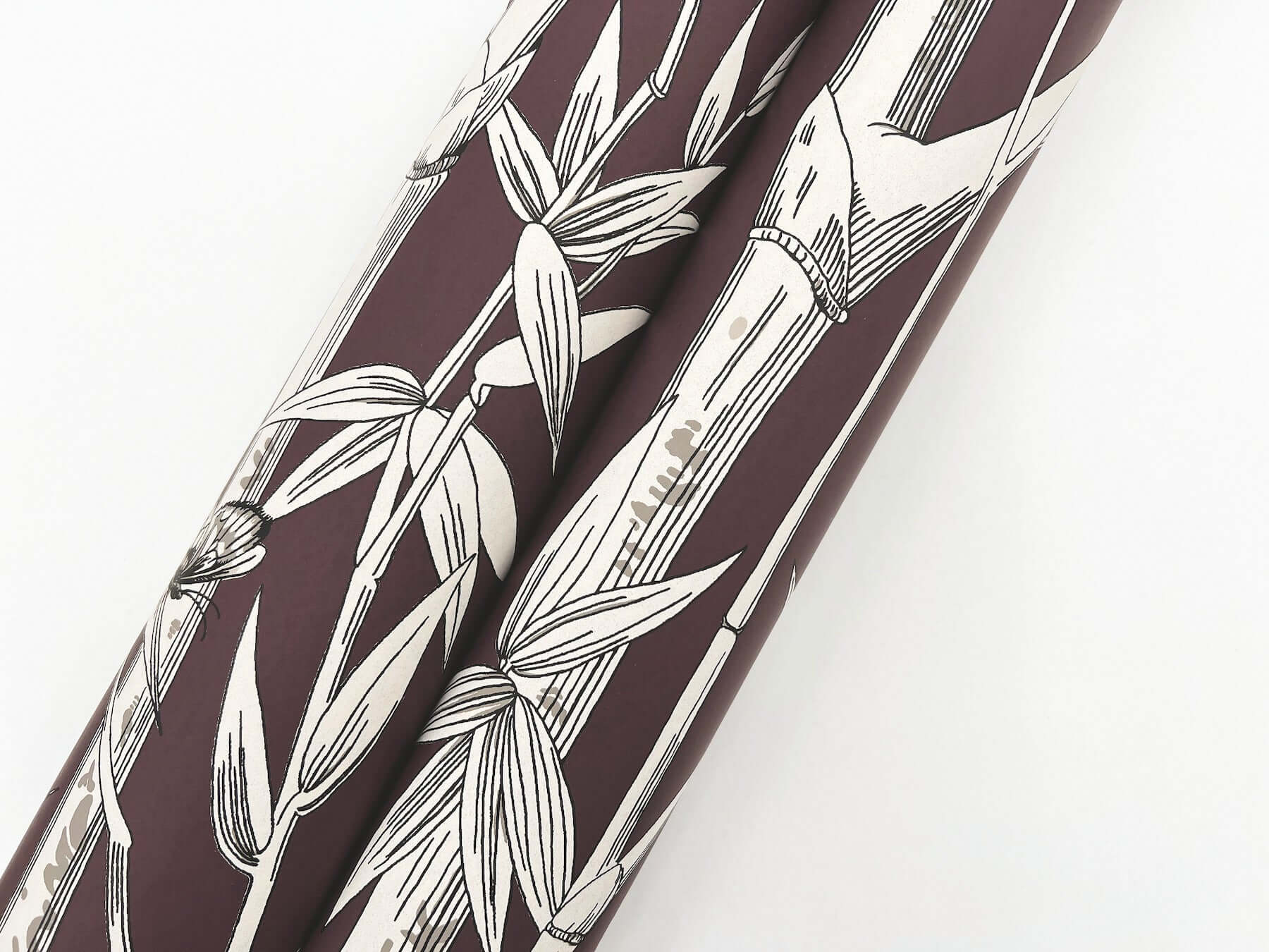 bambou-toile-wallpaper-burgundy-york-wallcoverings-rt7835 - York Wallcoverings Wallpaper