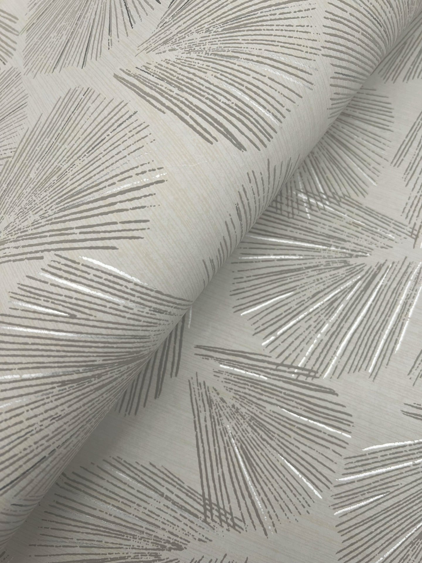 elora-leaf-wallpaper-taupe-york-wallcoverings-lm5354