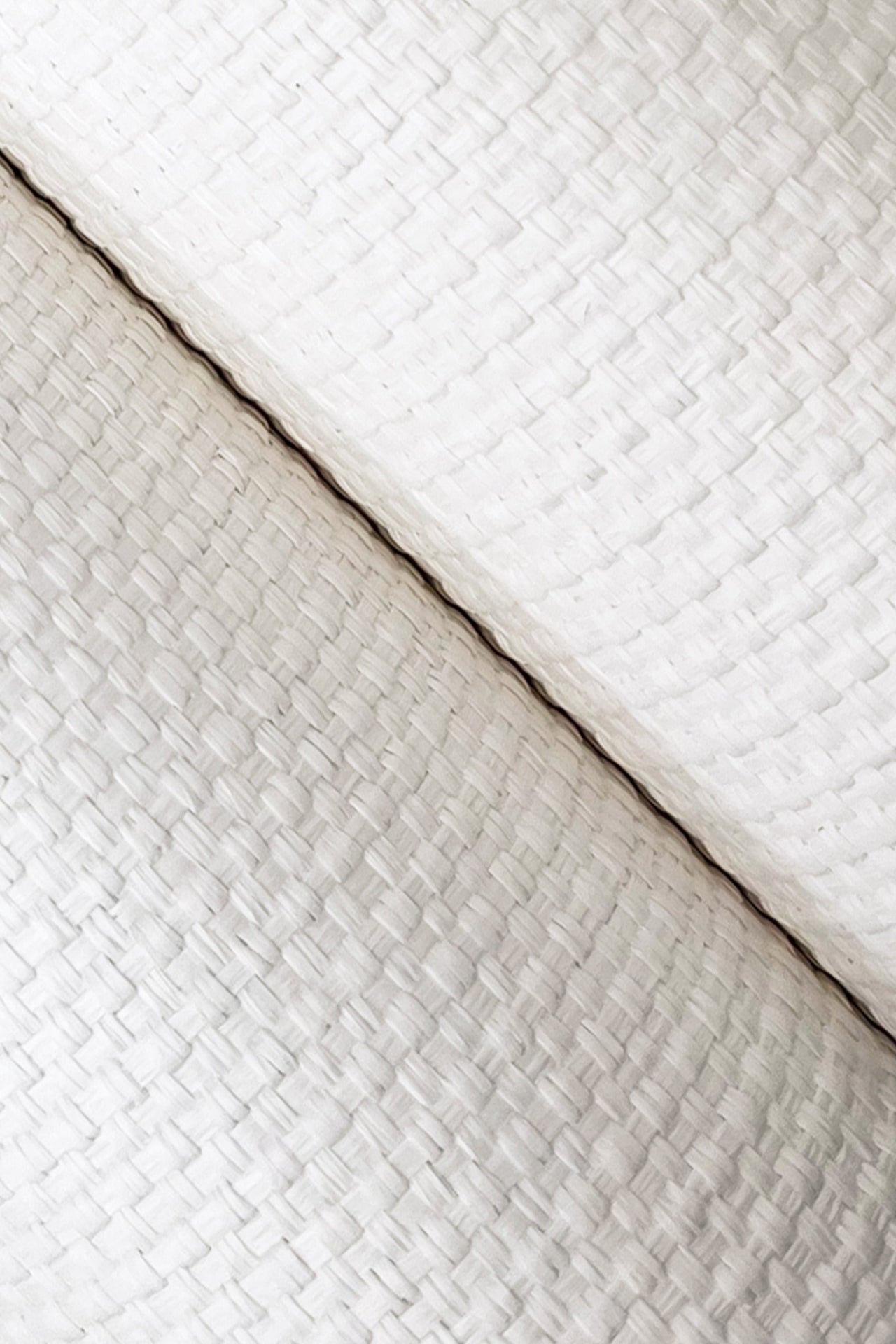 wicker-work-wallpaper-white-york-wallcoverings-gv0262
