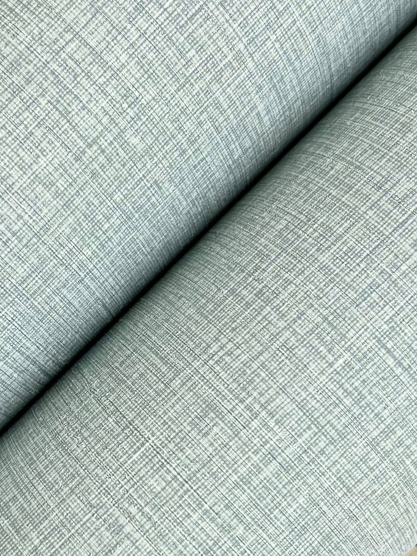 amari-high-performance-wallpaper-airy-york-wallcoverings-gt4598n