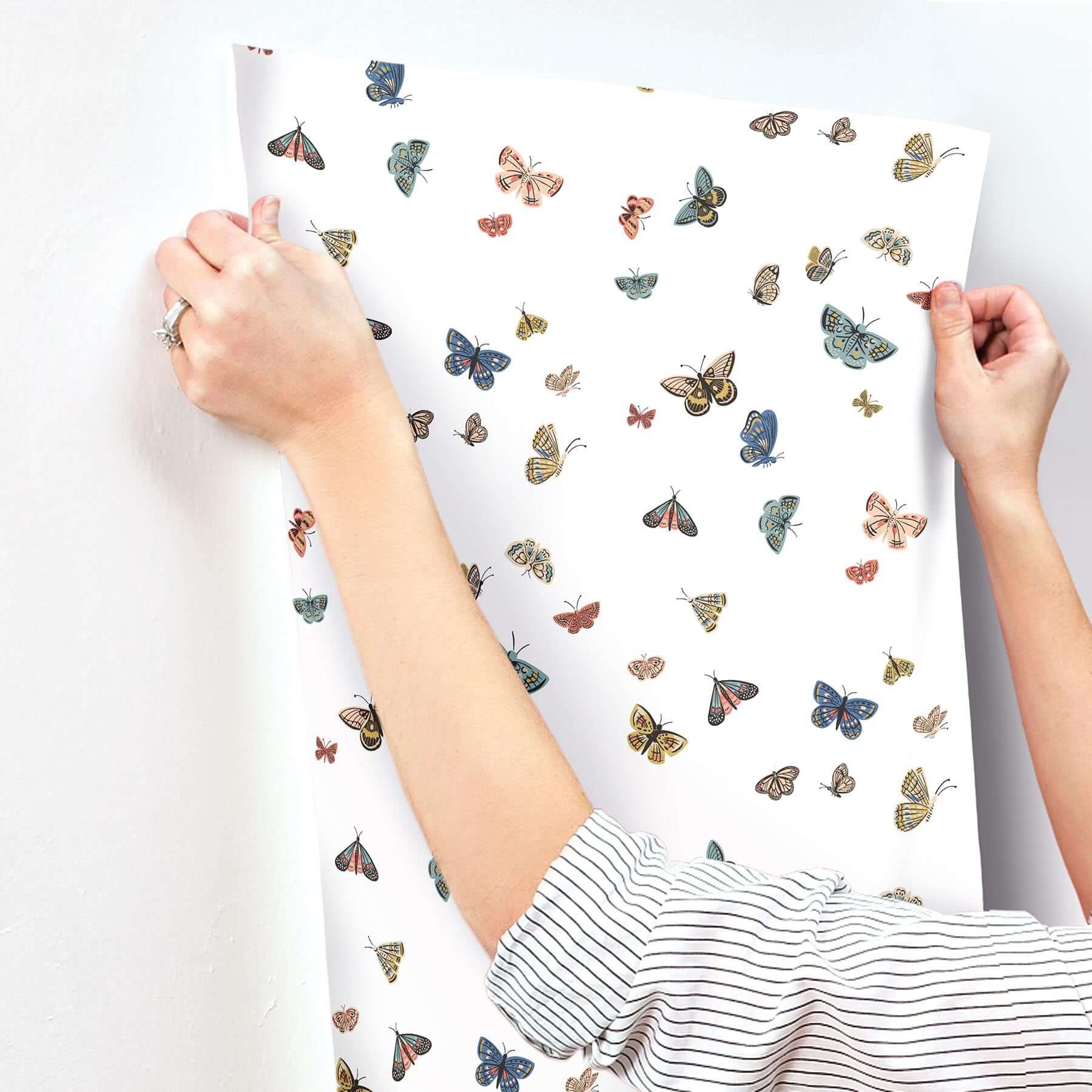 butterfly-house-wallpaper-white-york-wallcoverings-rf7411 - York Wallcoverings Wallpaper