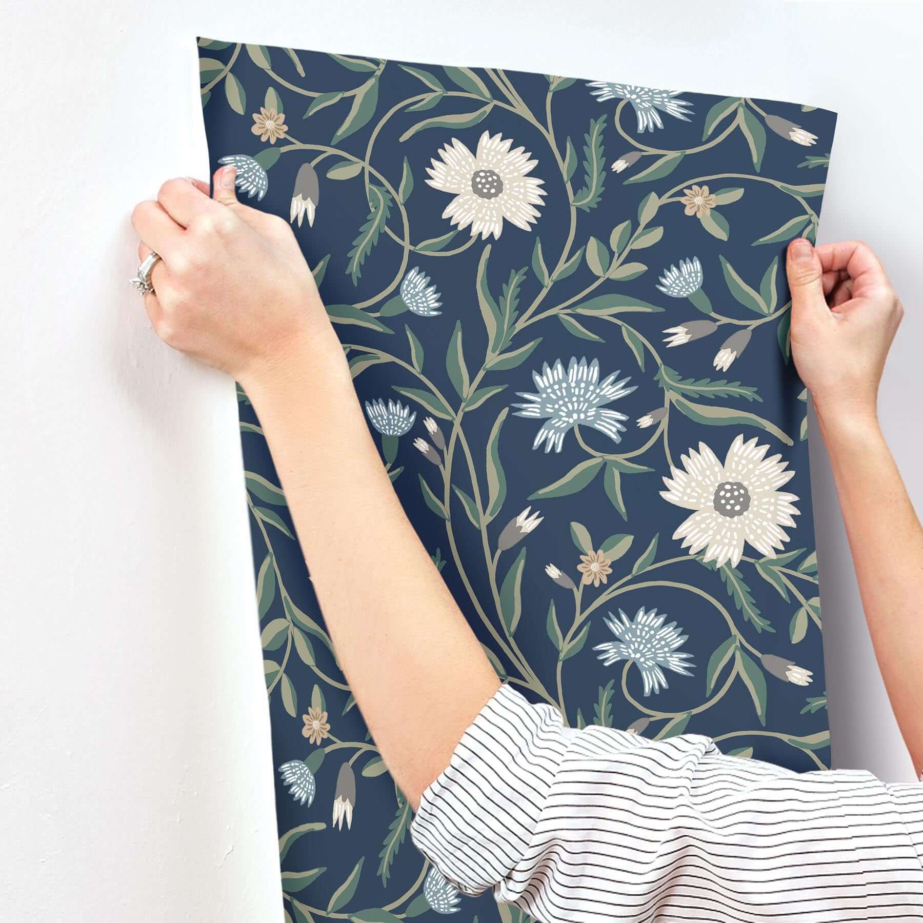 aster-wallpaper-navy-york-wallcoverings-rf7435 - York Wallcoverings Wallpaper