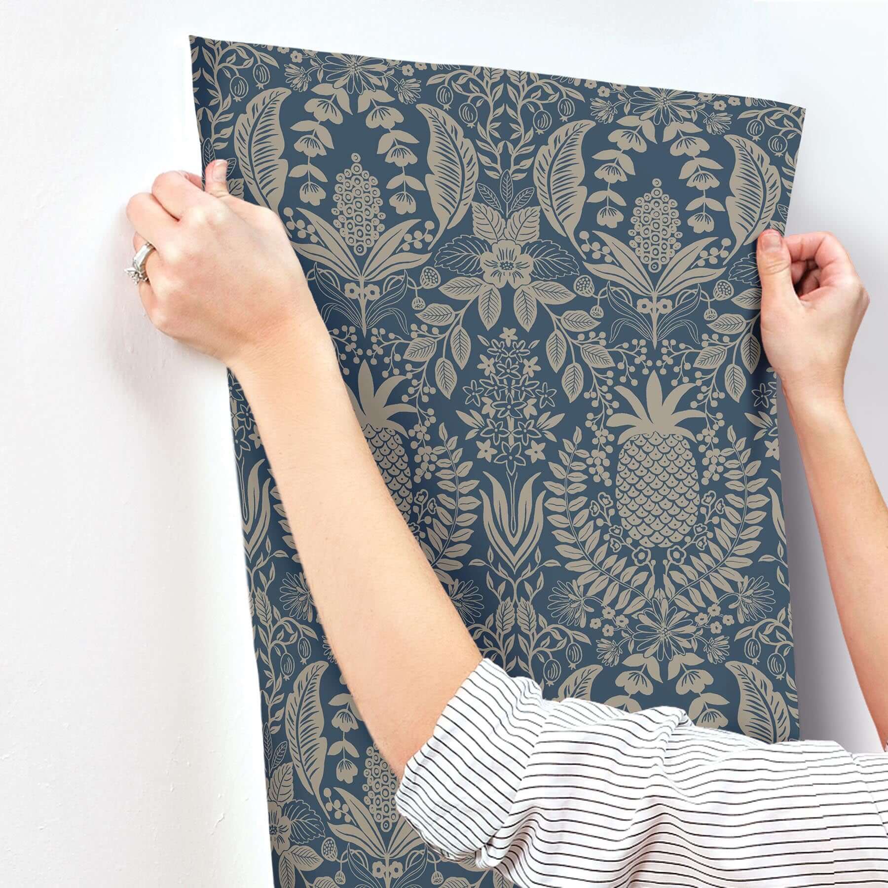 pineapple-damask-wallpaper-navy-york-wallcoverings-rf7486 - York Wallcoverings Wallpaper