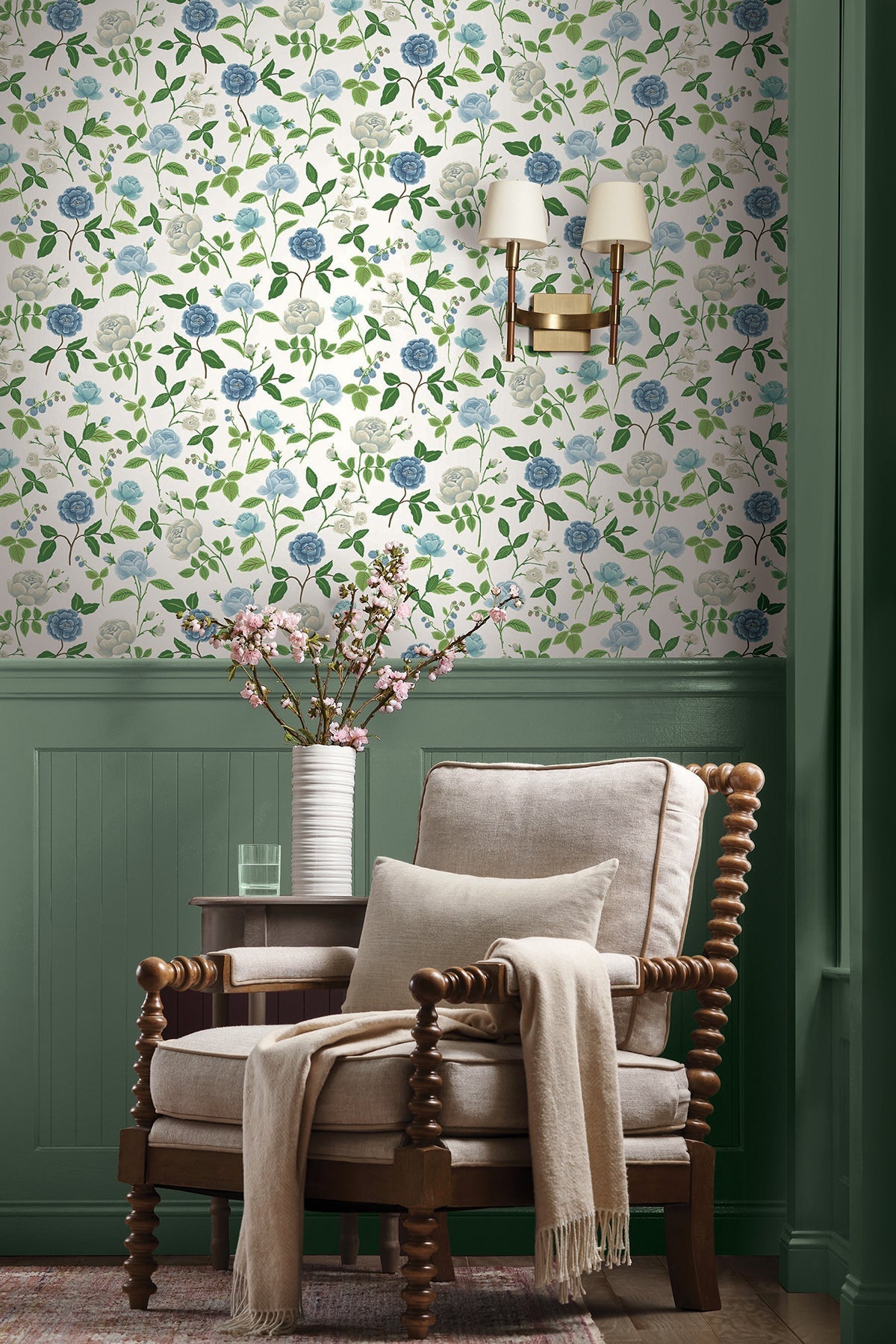 roses-wallpaper-white-blue-york-wallcoverings-rf7543