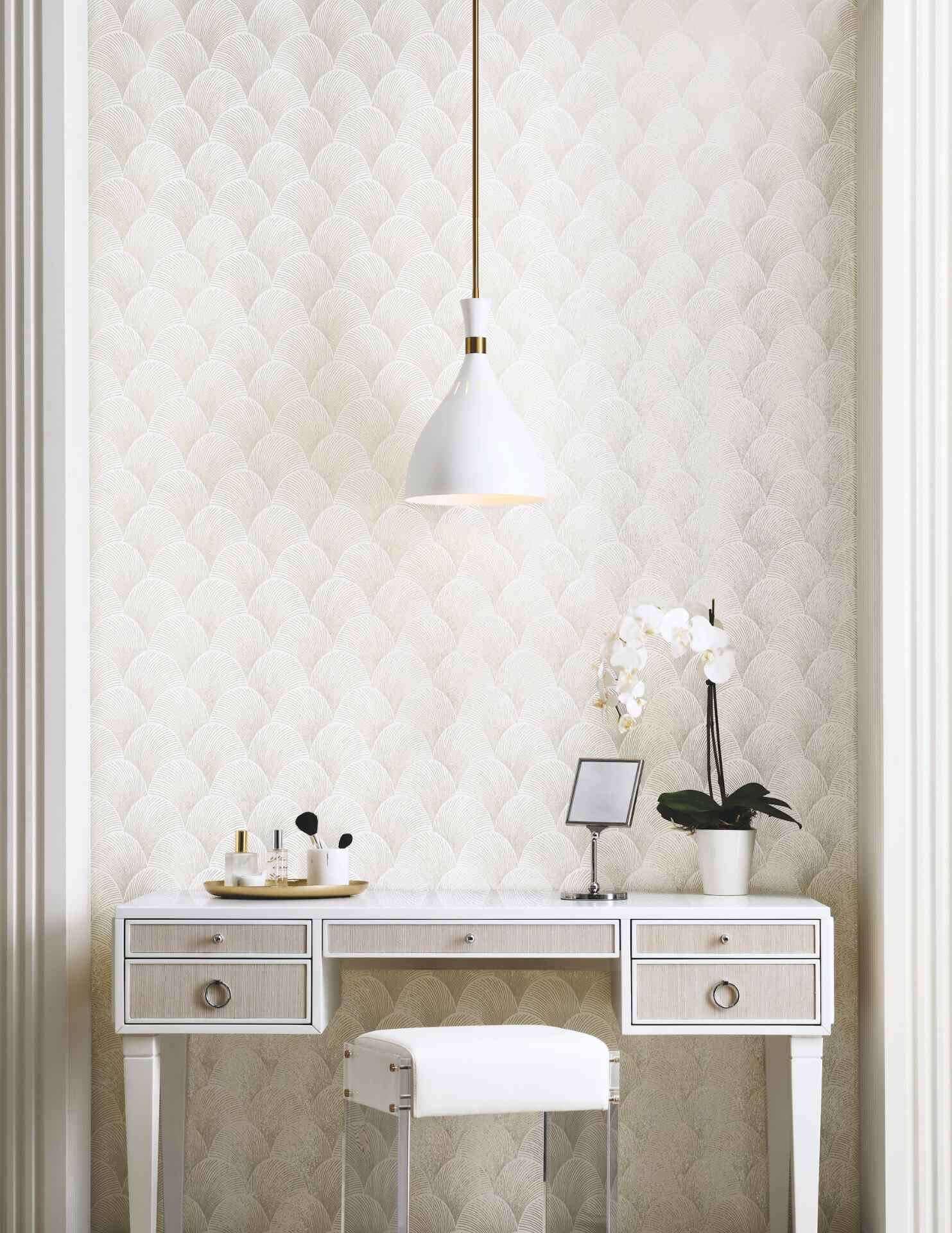 Metallic White Gold Scallop Wallpaper - York Wallcoverings - NT6109 - York Wallcoverings Wallpaper