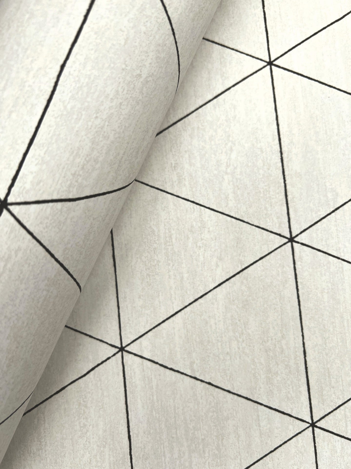 ridge-wallpaper-white-black-york-wallcoverings-om3615
