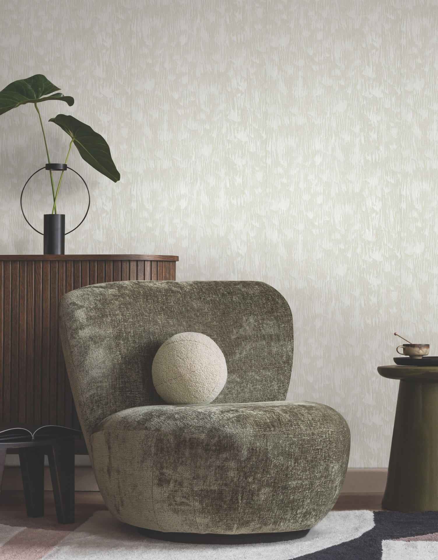 Gilded Plume Light Cream Wallpaper - York Wallcoverings - FM1002