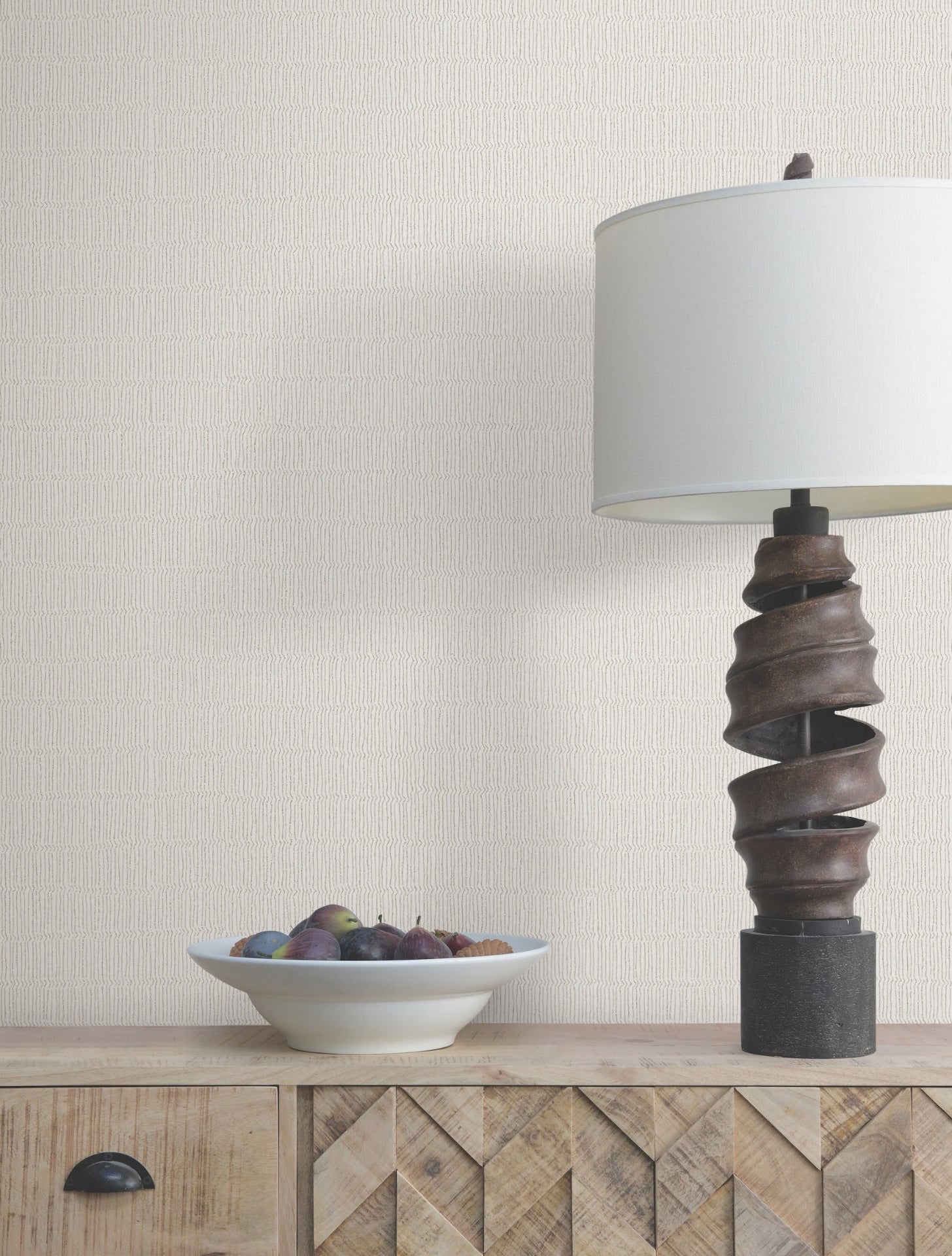 tectonic-texture-wallpaper-white-silver-york-wallcoverings-fm1012