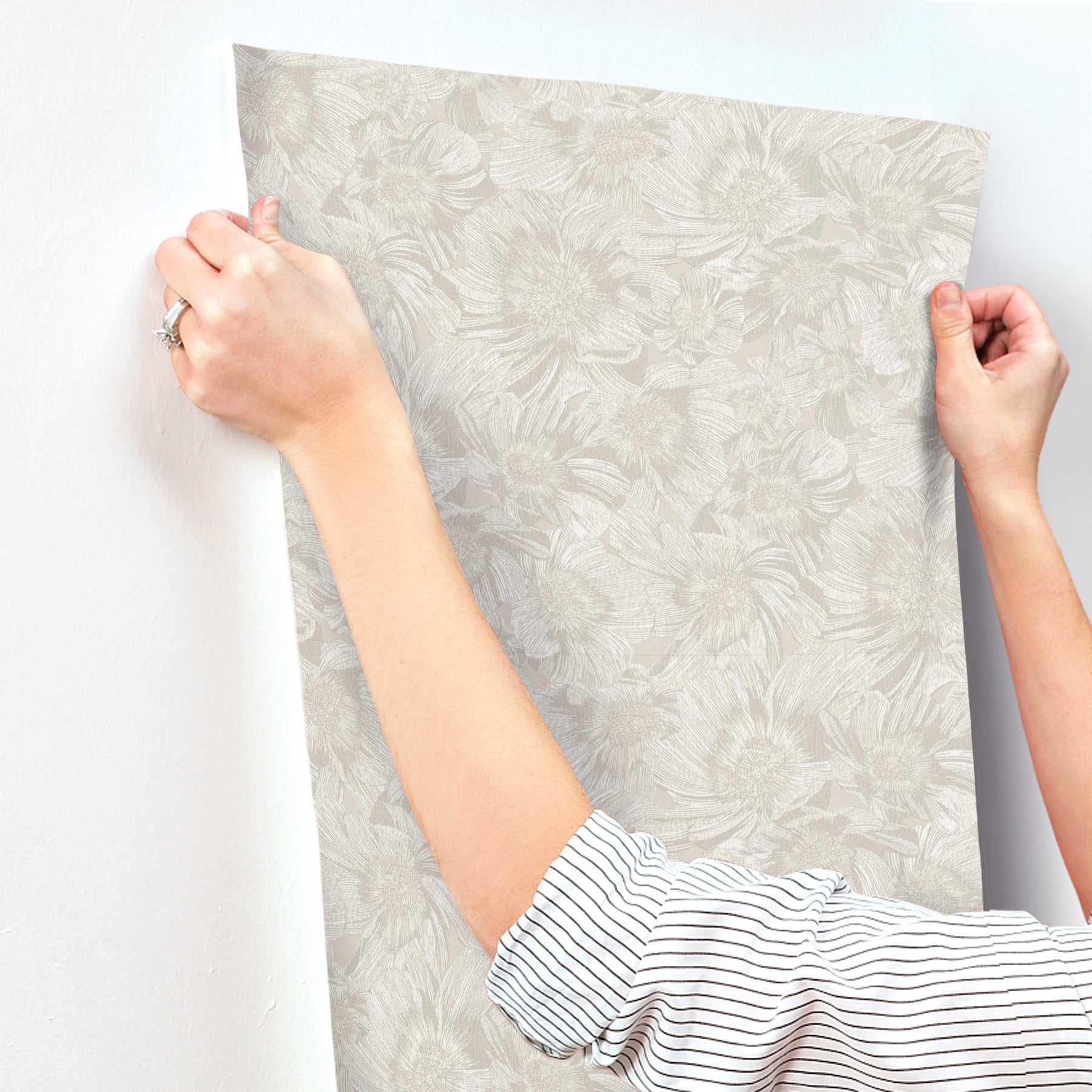 anemoni-wallpaper-white-york-wallcoverings-mi10502