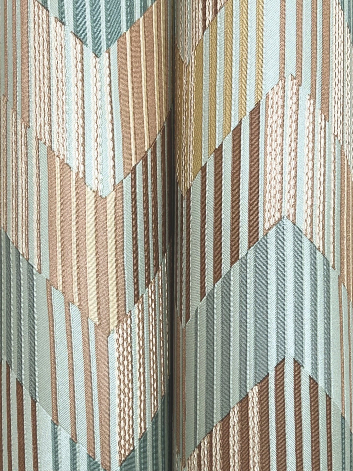 betulle-wallpaper-blue-york-wallcoverings-mi10523
