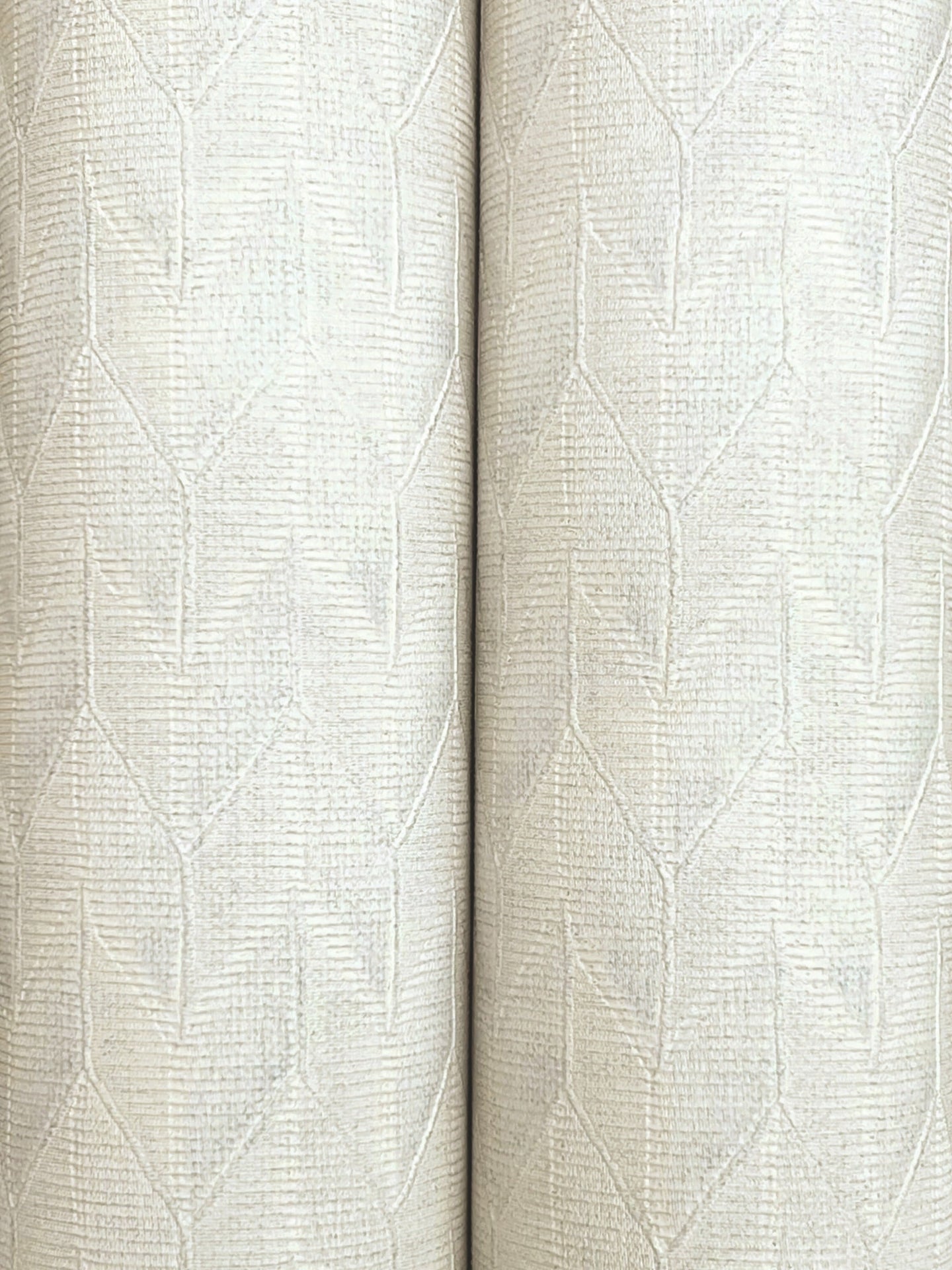 sestriere-wallpaper-cool-white-york-wallcoverings-mi10552