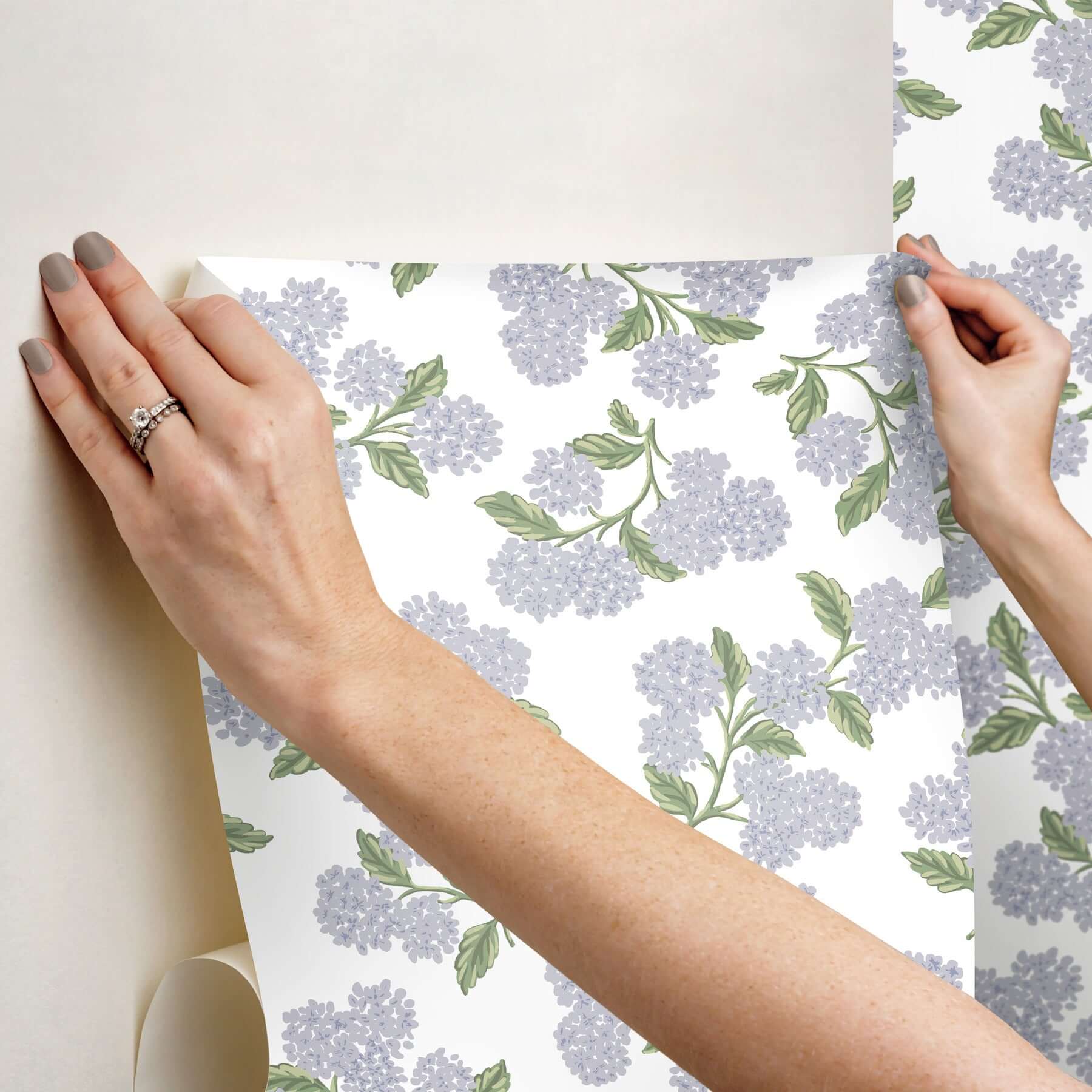 hydrangea-lilac-white-peel-stick-wallpaper-york-wallcoverings-psw1621rl - York Wallcoverings Wallpaper