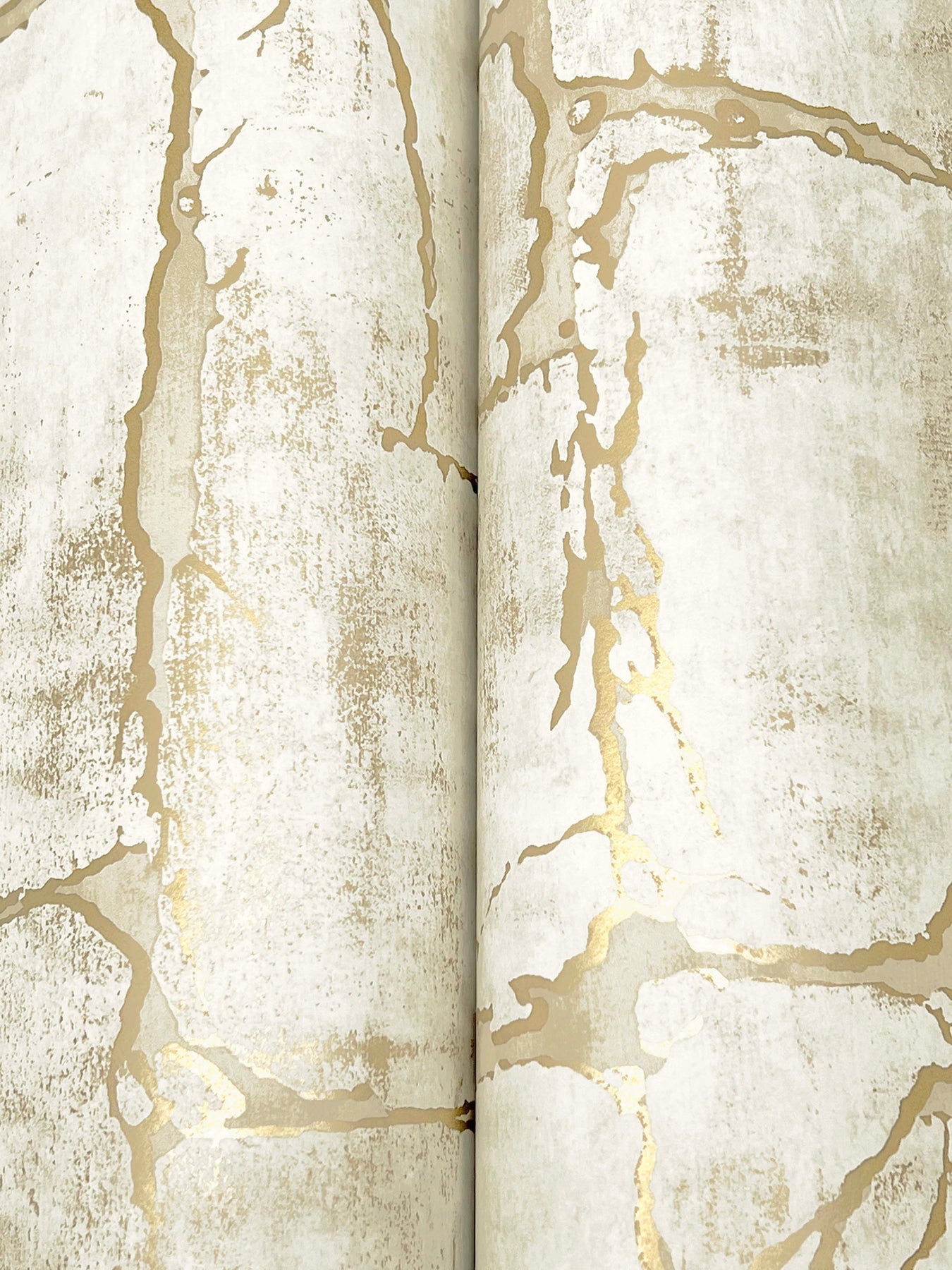 mojave-wallpaper-gold-york-wallcoverings-gn2584