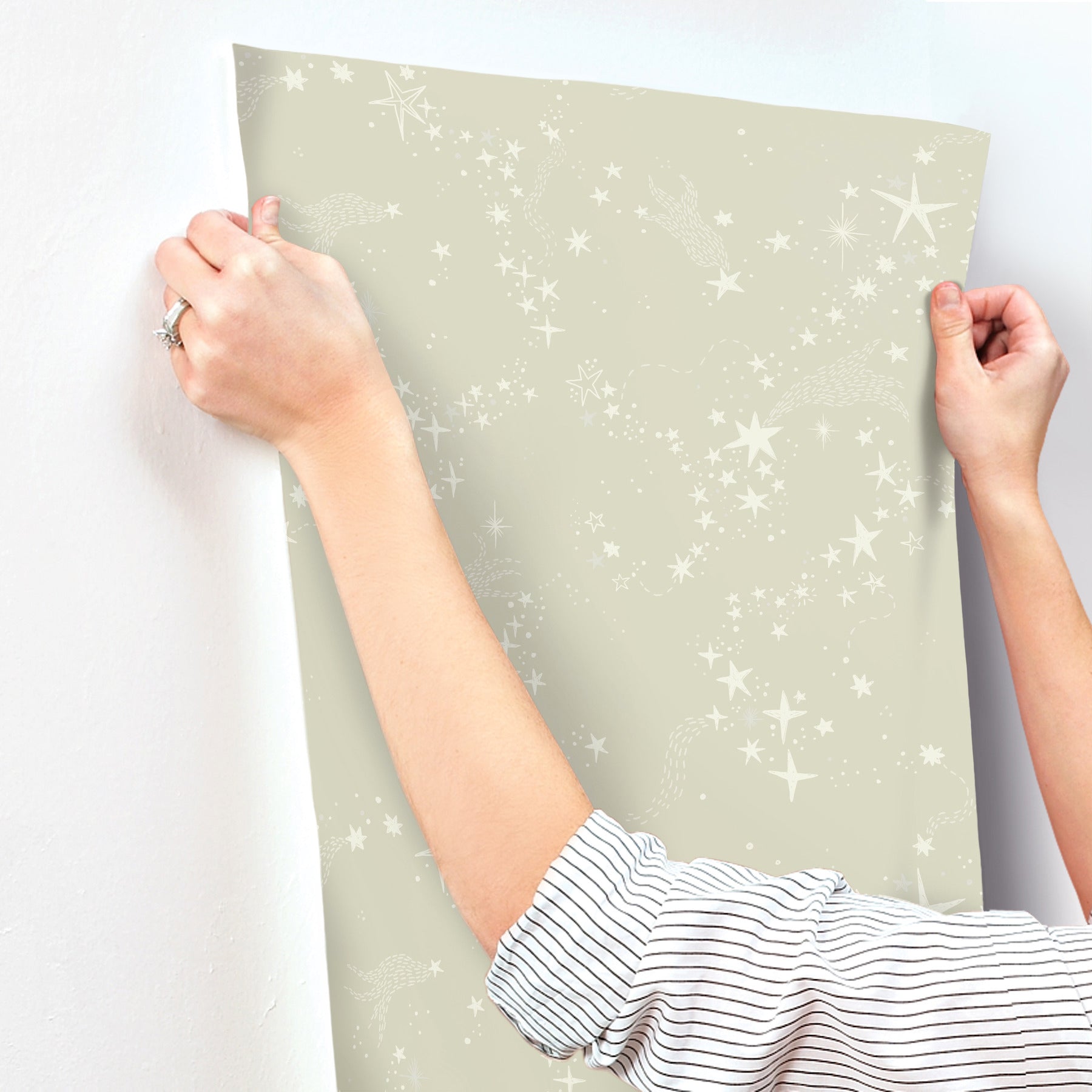 stjrnhimmel-wallpaper-light-green-york-wallcoverings-mb29021