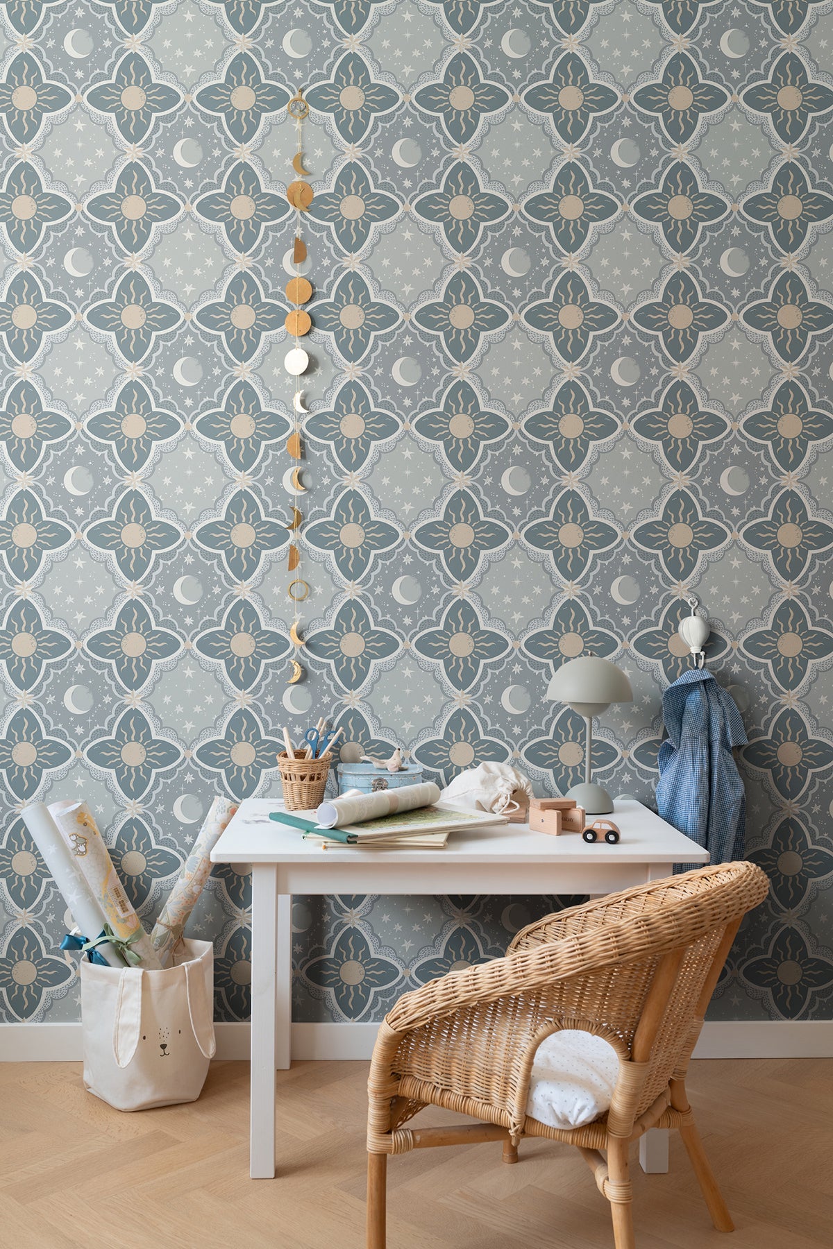sol-mne-wallpaper-blue-york-wallcoverings-mb29034