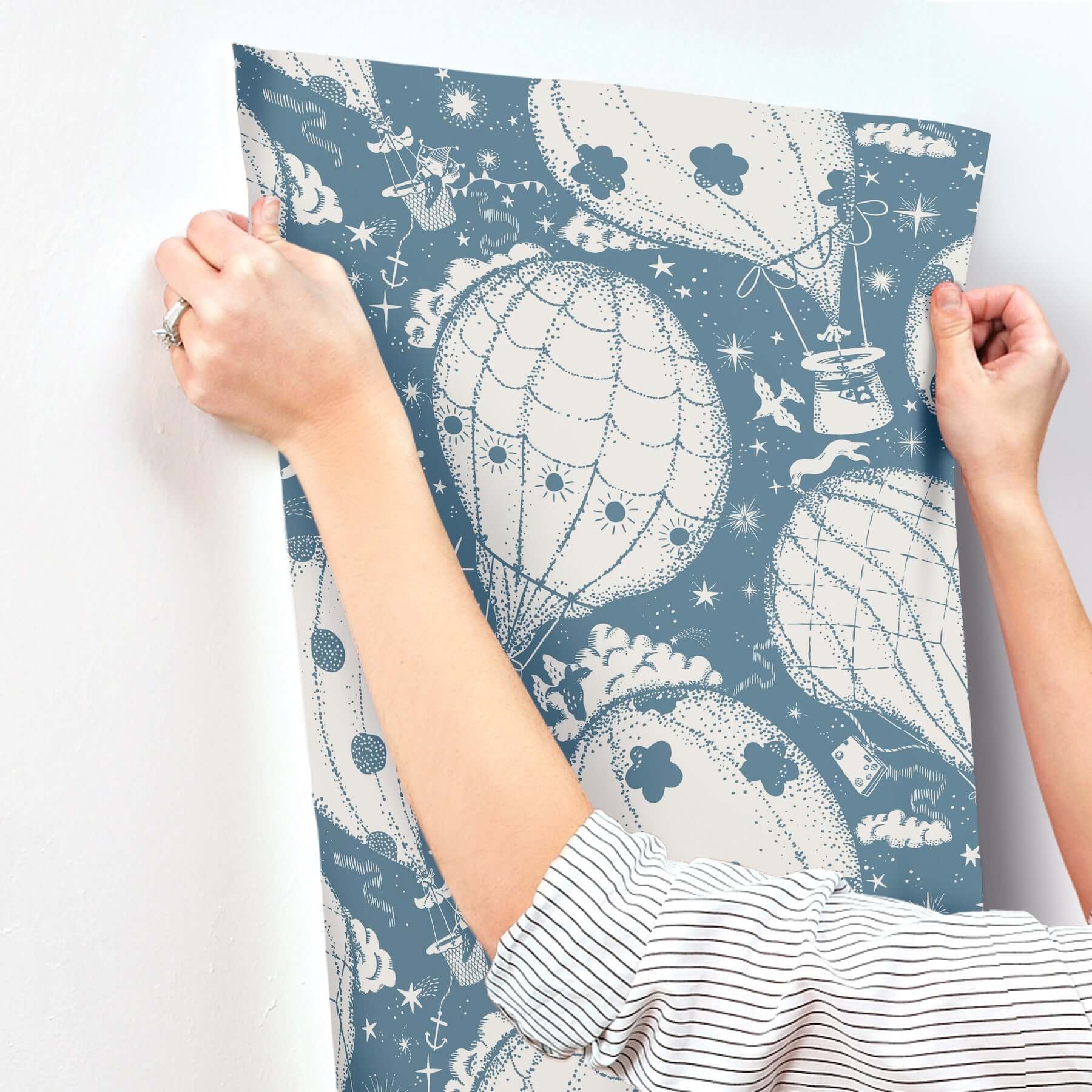 ballongerna-dark-blue-wallpaper-york-wallcoverings-mb29006 - York Wallcoverings Wallpaper