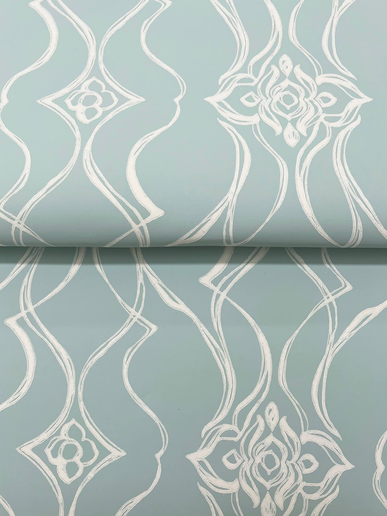 pirouette-spa-wallpaper-york-wallcoverings-df3376 - York Wallcoverings Wallpaper