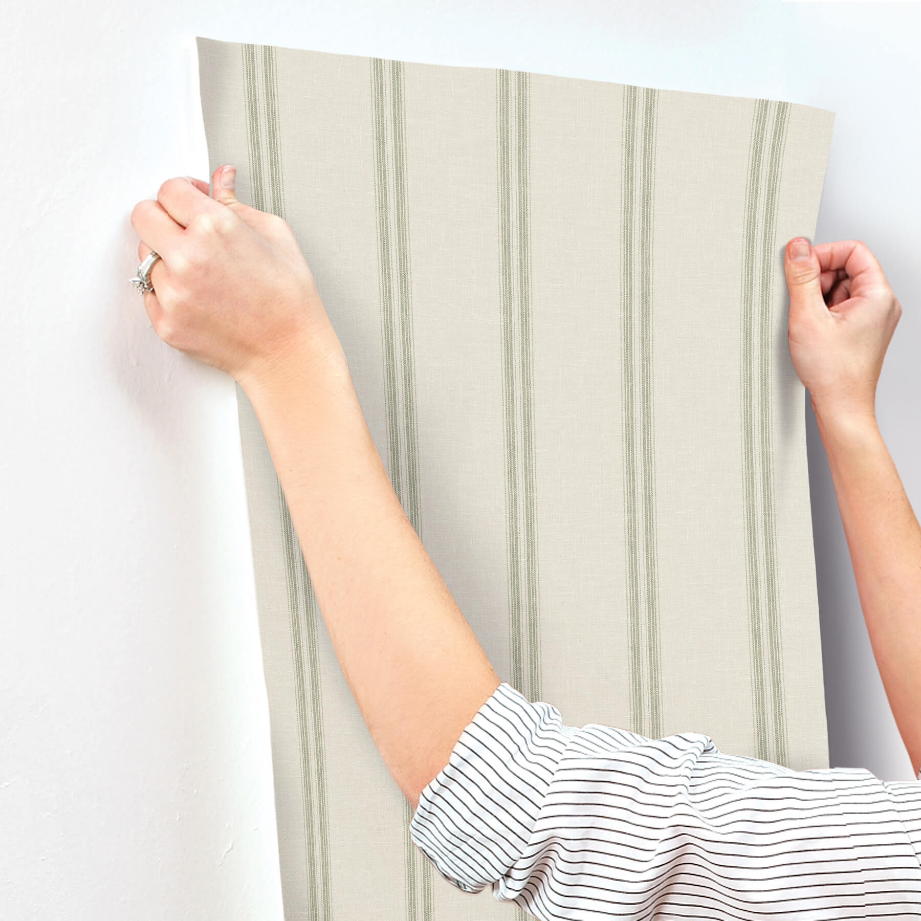 johnny-green-stripes-wallpaper-york-wallcoverings-4169-13077 - York Wallcoverings Wallpaper