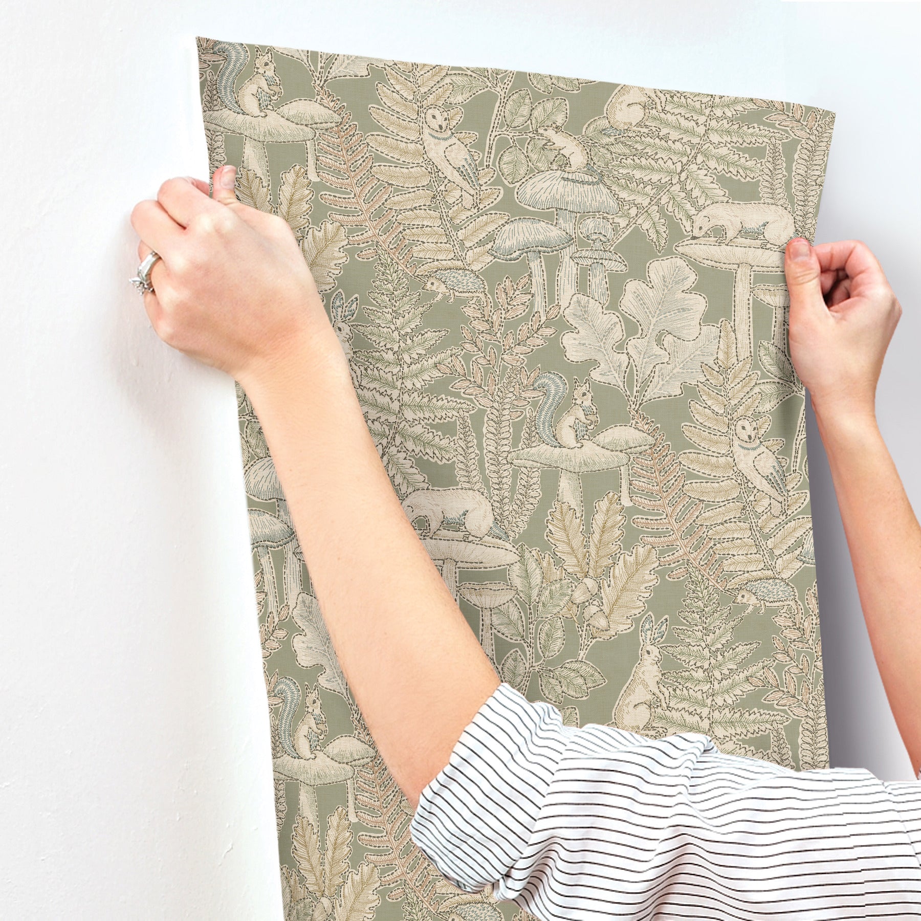 holt-sage-woodland-wallpaper-york-wallcoverings-4169-83100