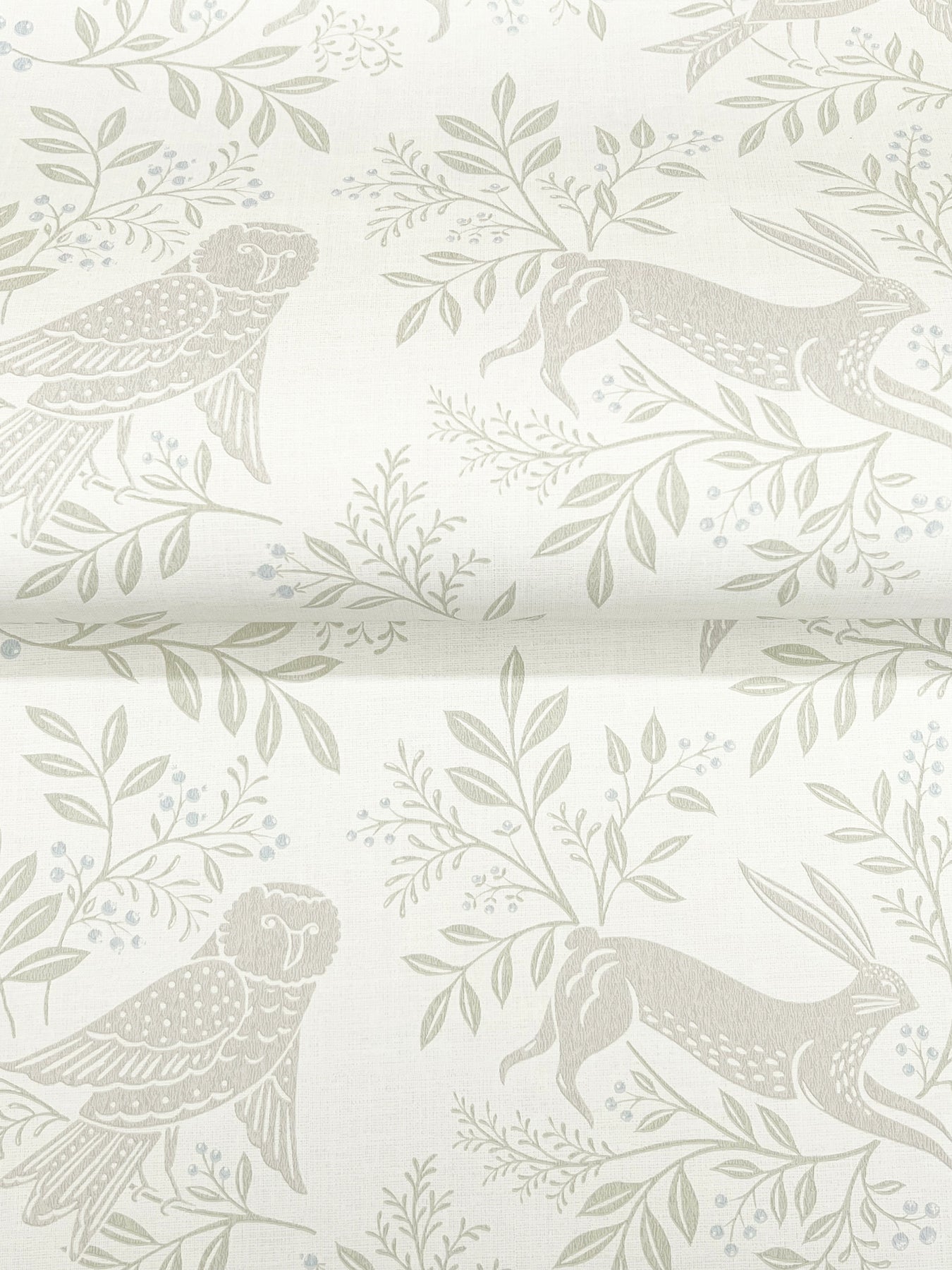 revelry-white-forest-frolic-wallpaper-york-wallcoverings-4169-83113