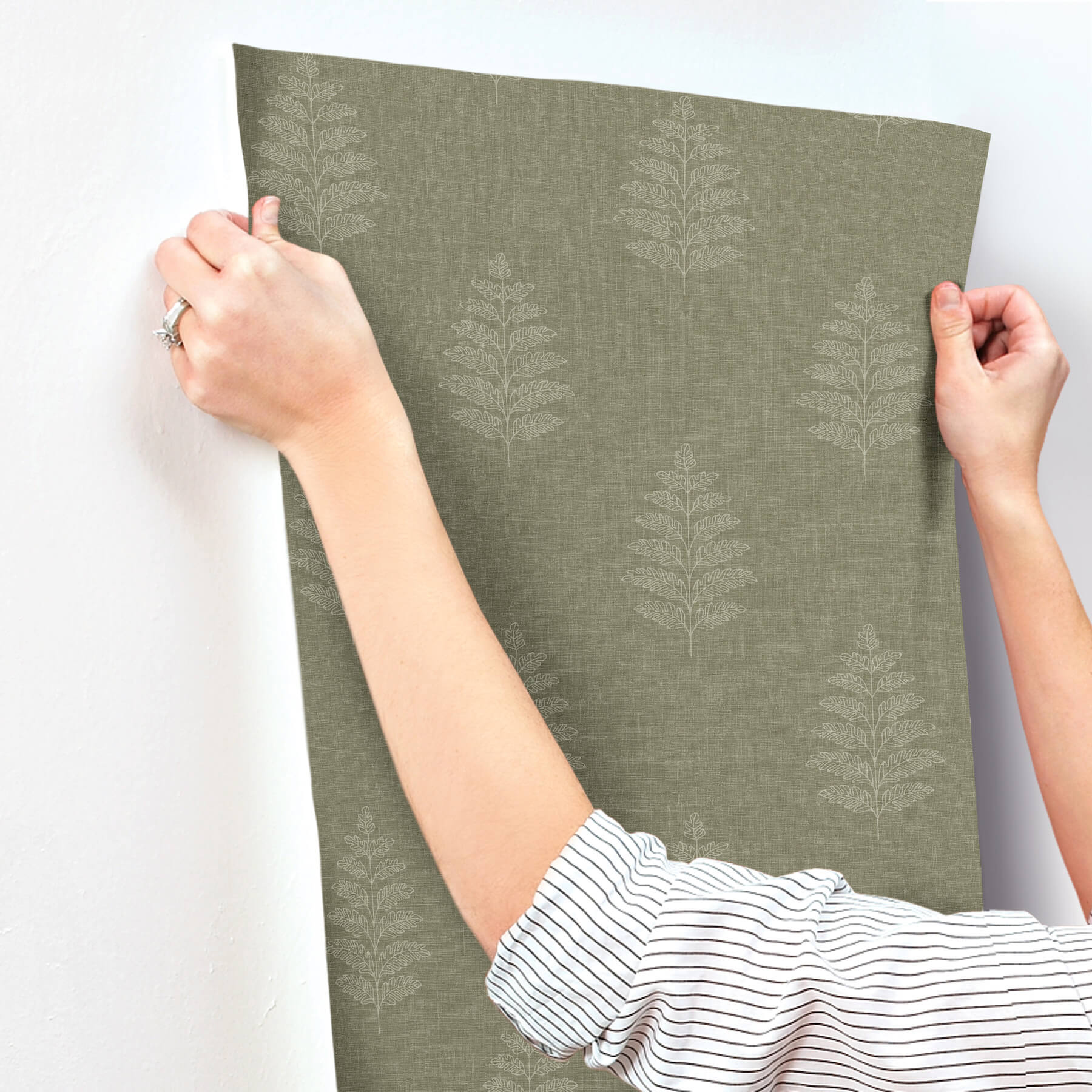 frond-dark-green-leaf-wallpaper-york-wallcoverings-4169-83126 - York Wallcoverings Wallpaper