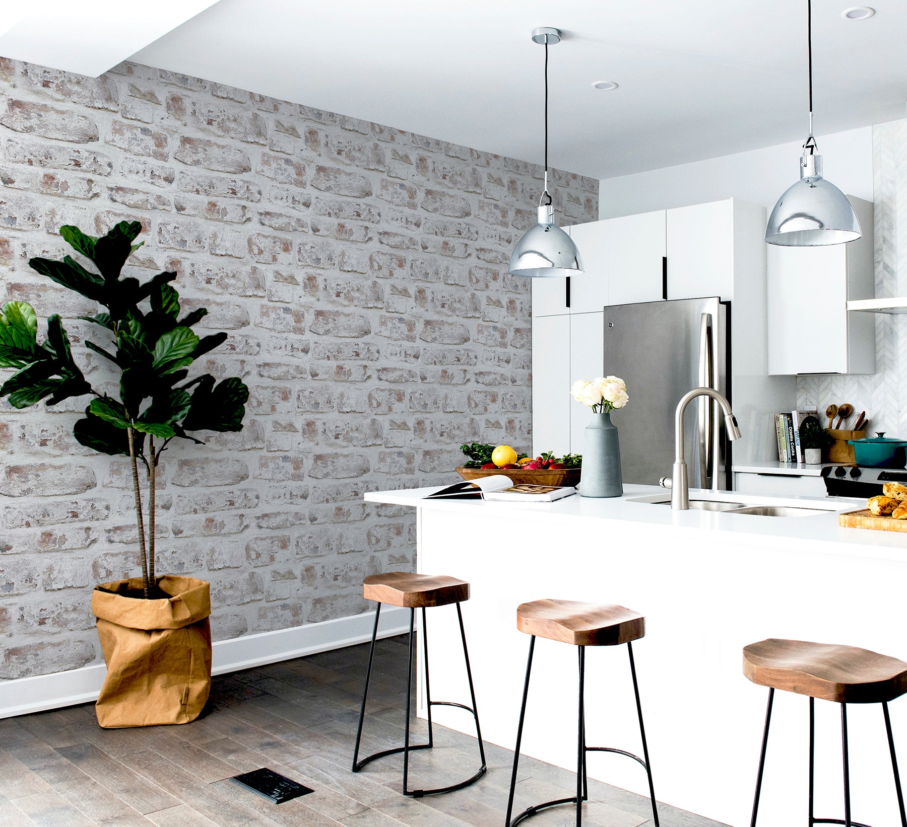 domenic-white-whitewashed-brick-wallpaper-york-wallcoverings-ah671100 - York Wallcoverings Wallpaper