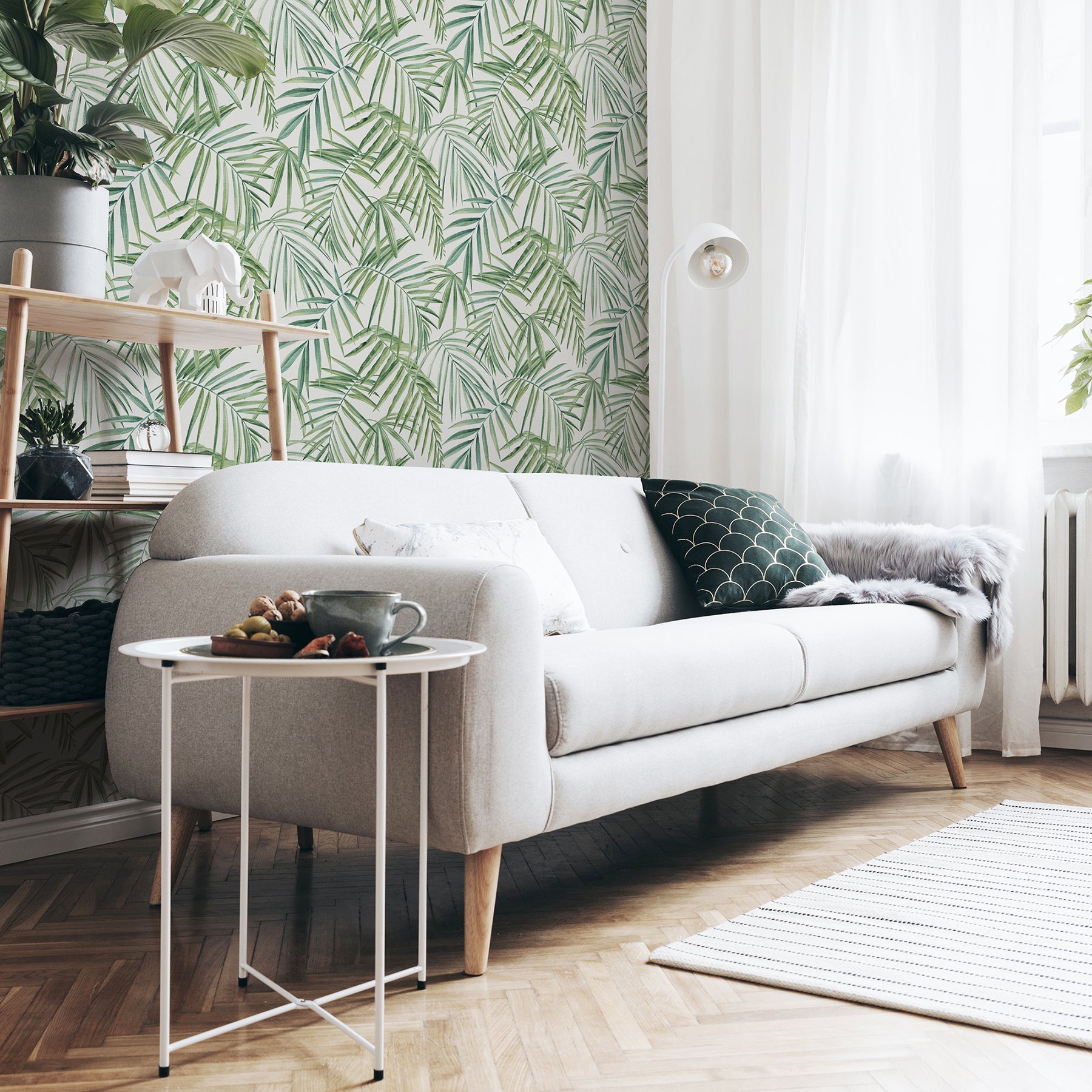 juan-green-palm-leaves-wallpaper-york-wallcoverings-ah923909 - York Wallcoverings Wallpaper