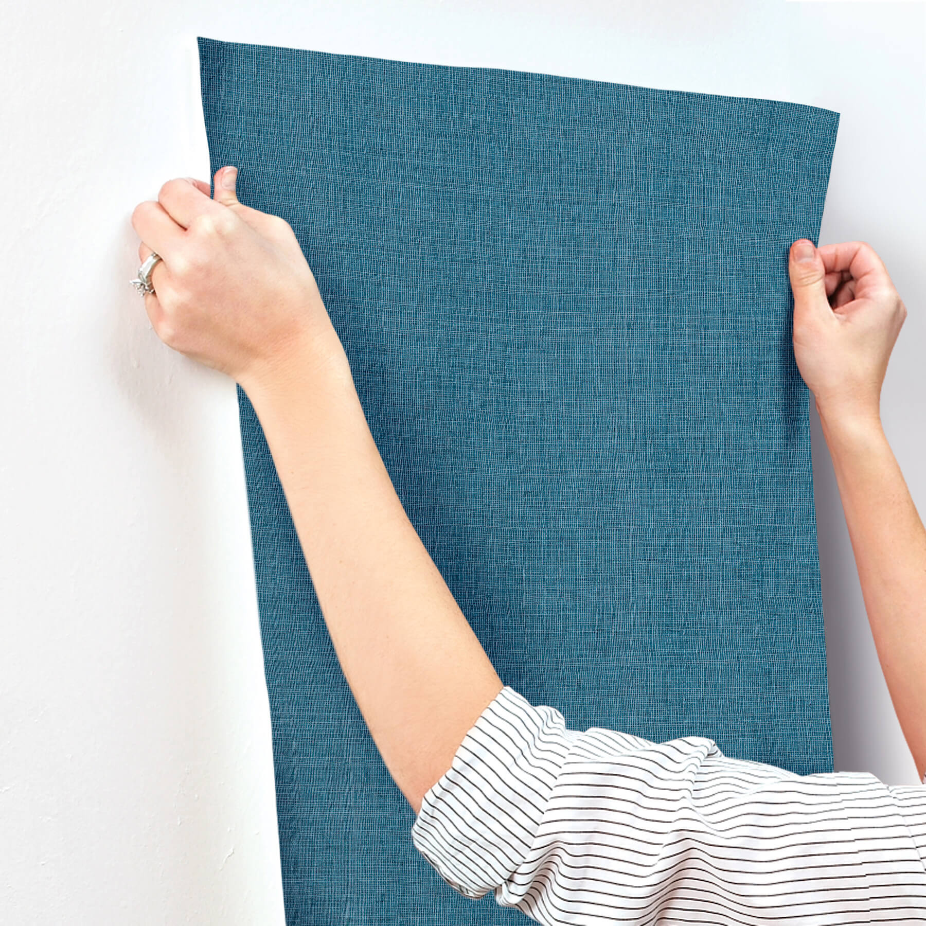 alba-dark-blue-open-weave-wallpaper-york-wallcoverings-4193-7414 - York Wallcoverings Papel pintado