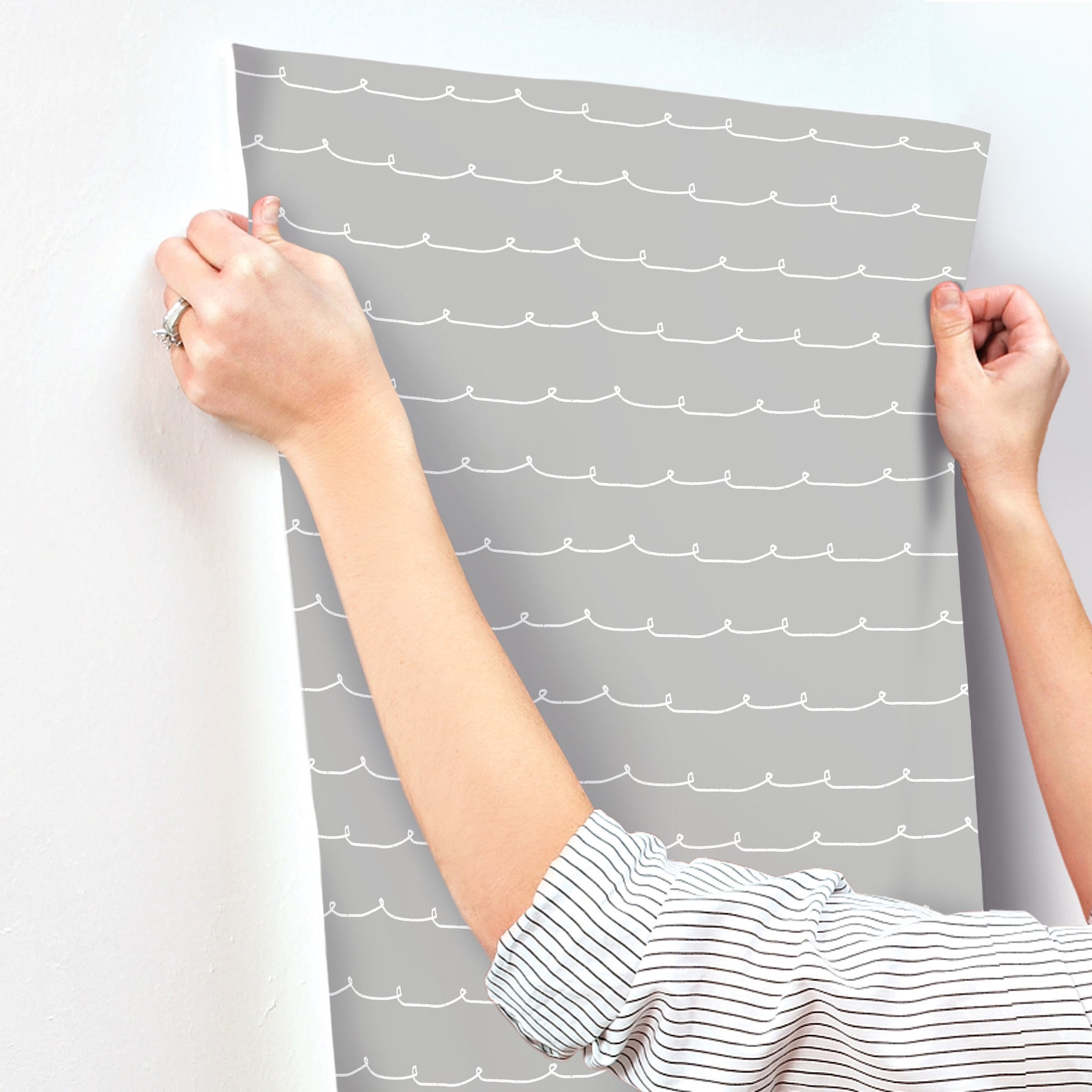 wiggle-line-grey-stripe-wallpaper-york-wallcoverings-4203-27570 - York Wallcoverings Wallpaper