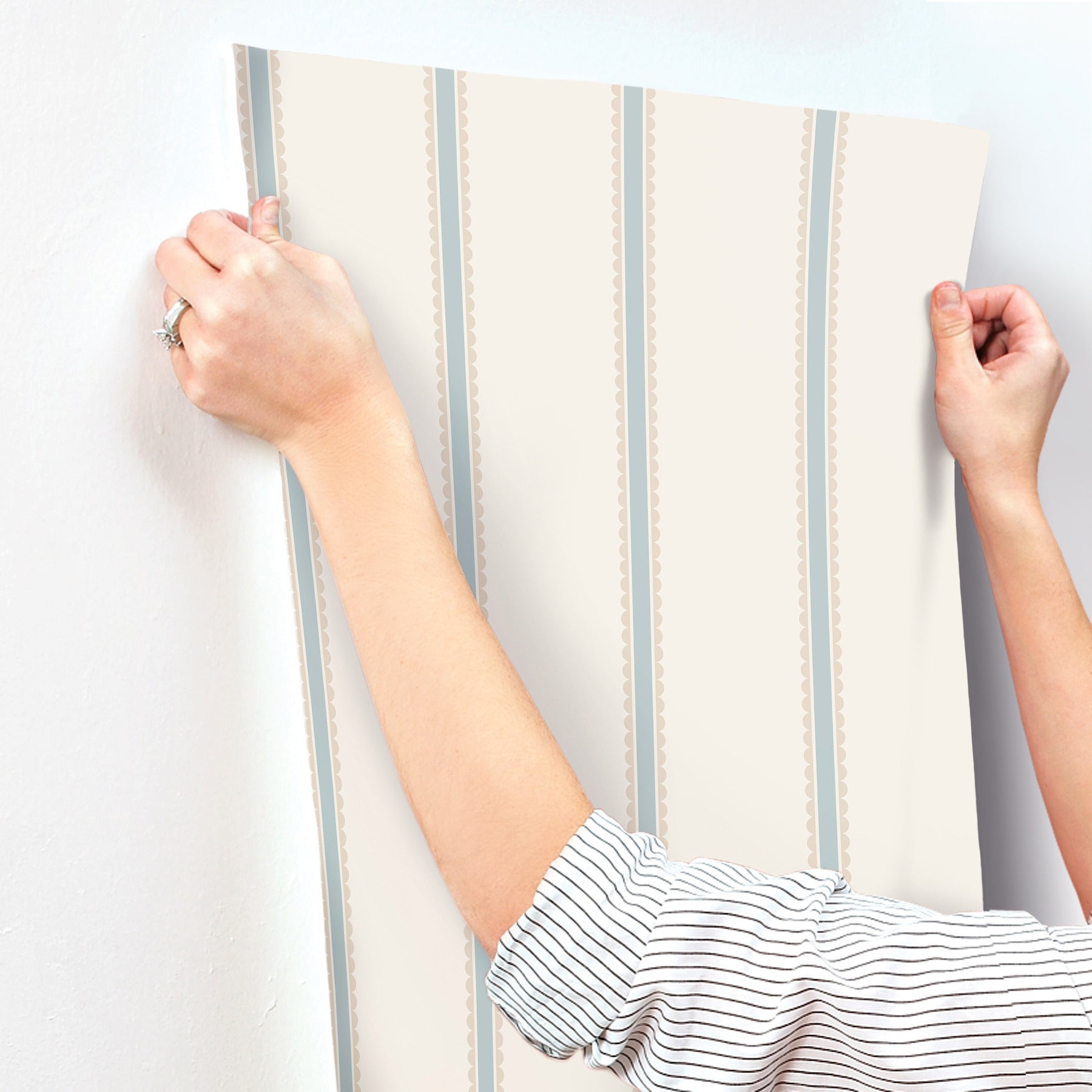 bobbin-stripe-light-blue-scalloped-wallpaper-york-wallcoverings-4203-27578 - York Wallcoverings Wallpaper