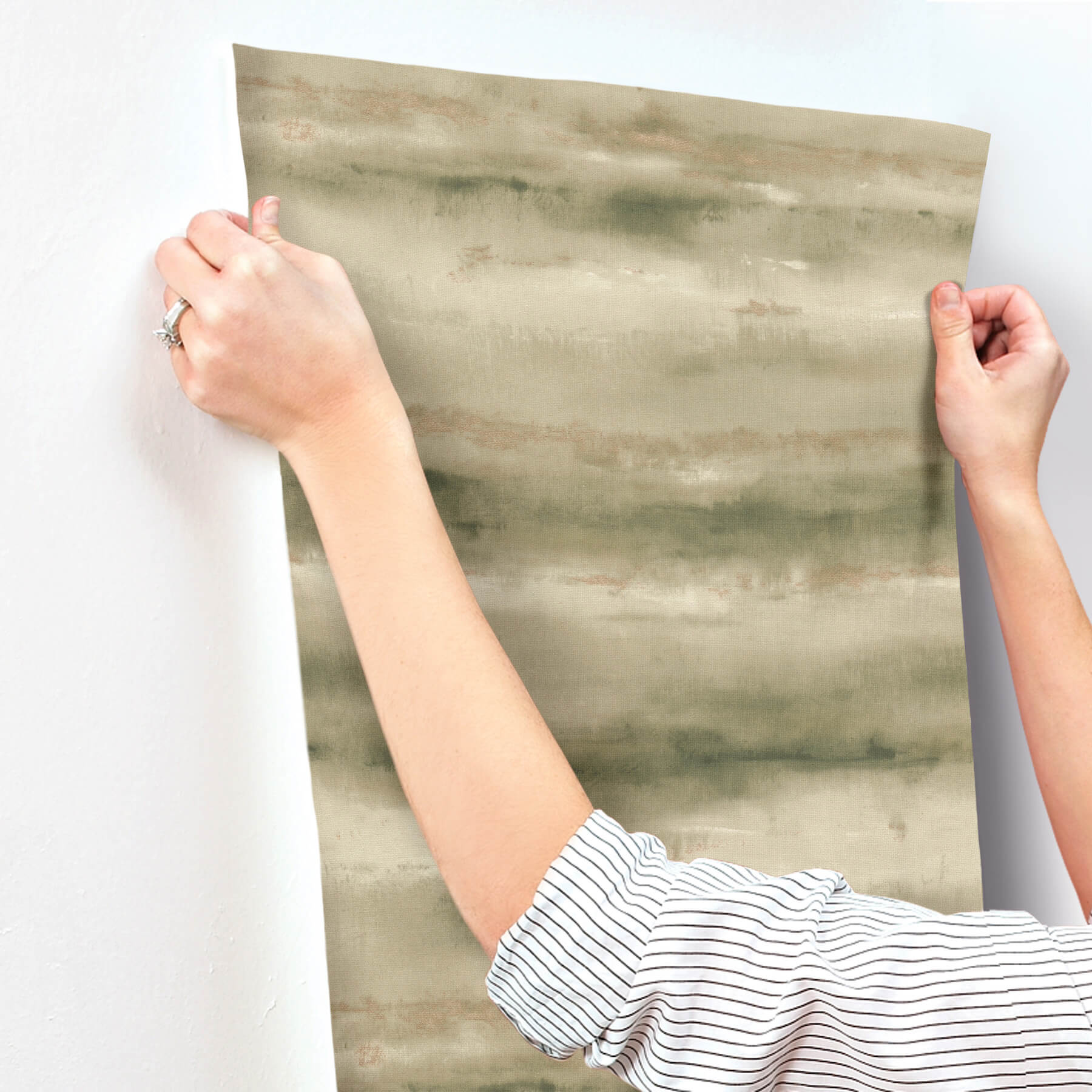 ayla-green-abstract-stripe-wallpaper-york-wallcoverings-4202-481655 - York Wallcoverings Wallpaper