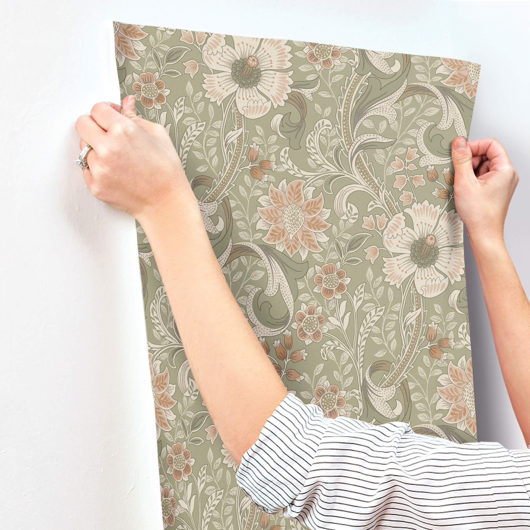 liora-green-floral-trail-wallpaper-york-wallcoverings-4191-83014 - York Wallcoverings Wallpaper