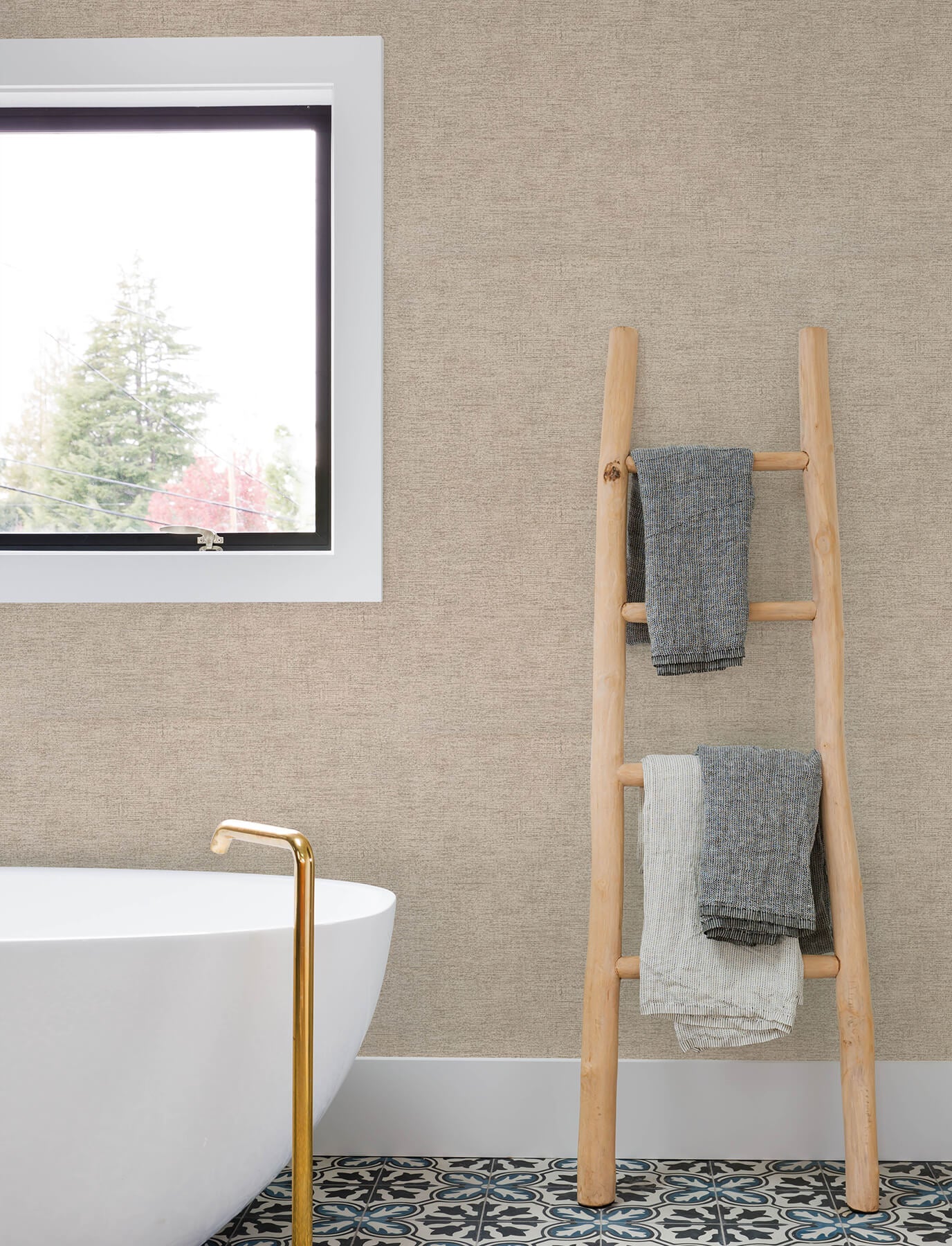 tansy-taupe-distressed-wallpaper-york-wallcoverings-4191-83040 - York Wallcoverings Papel pintado