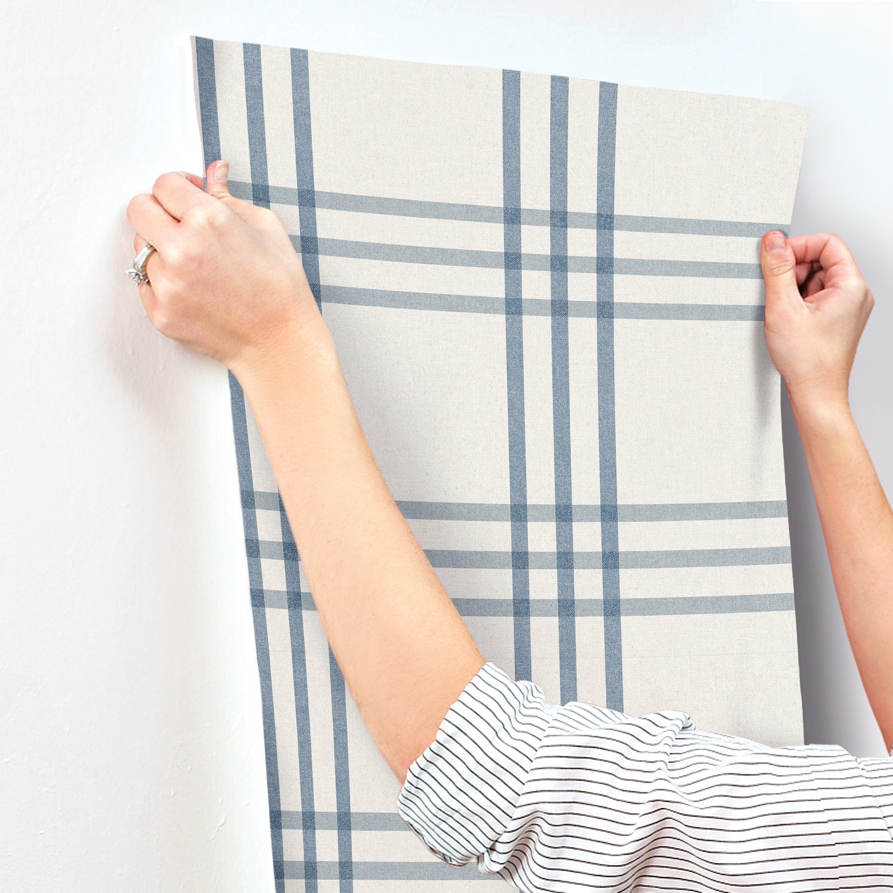 fletcher-blue-plaid-wallpaper-york-wallcoverings-4192-83402