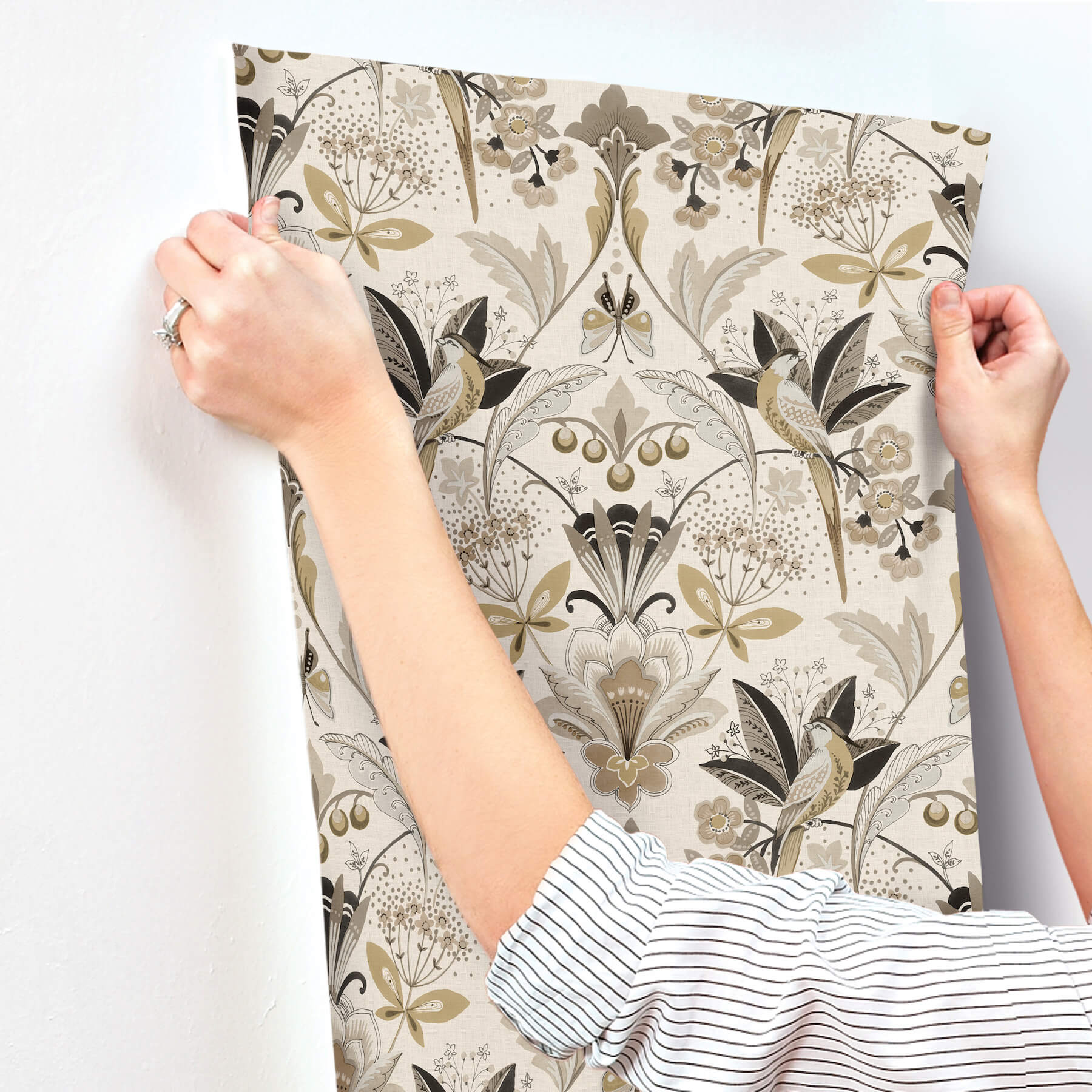 bernadette-black-garden-wilderness-wallpaper-york-wallcoverings-4198-27834 - York Wallcoverings Wallpaper