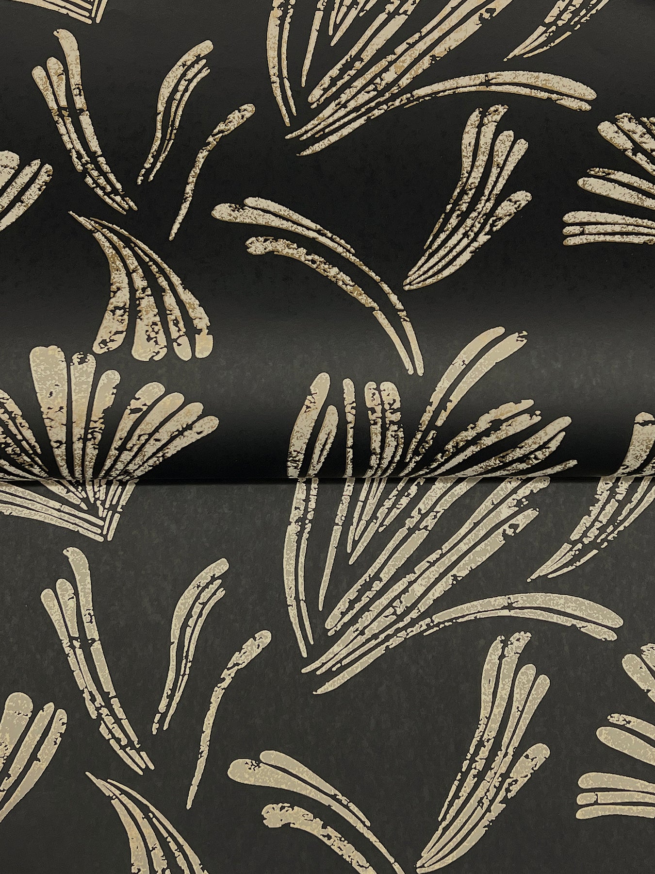 ermine-black-abstract-wallpaper-york-wallcoverings-4198-83473