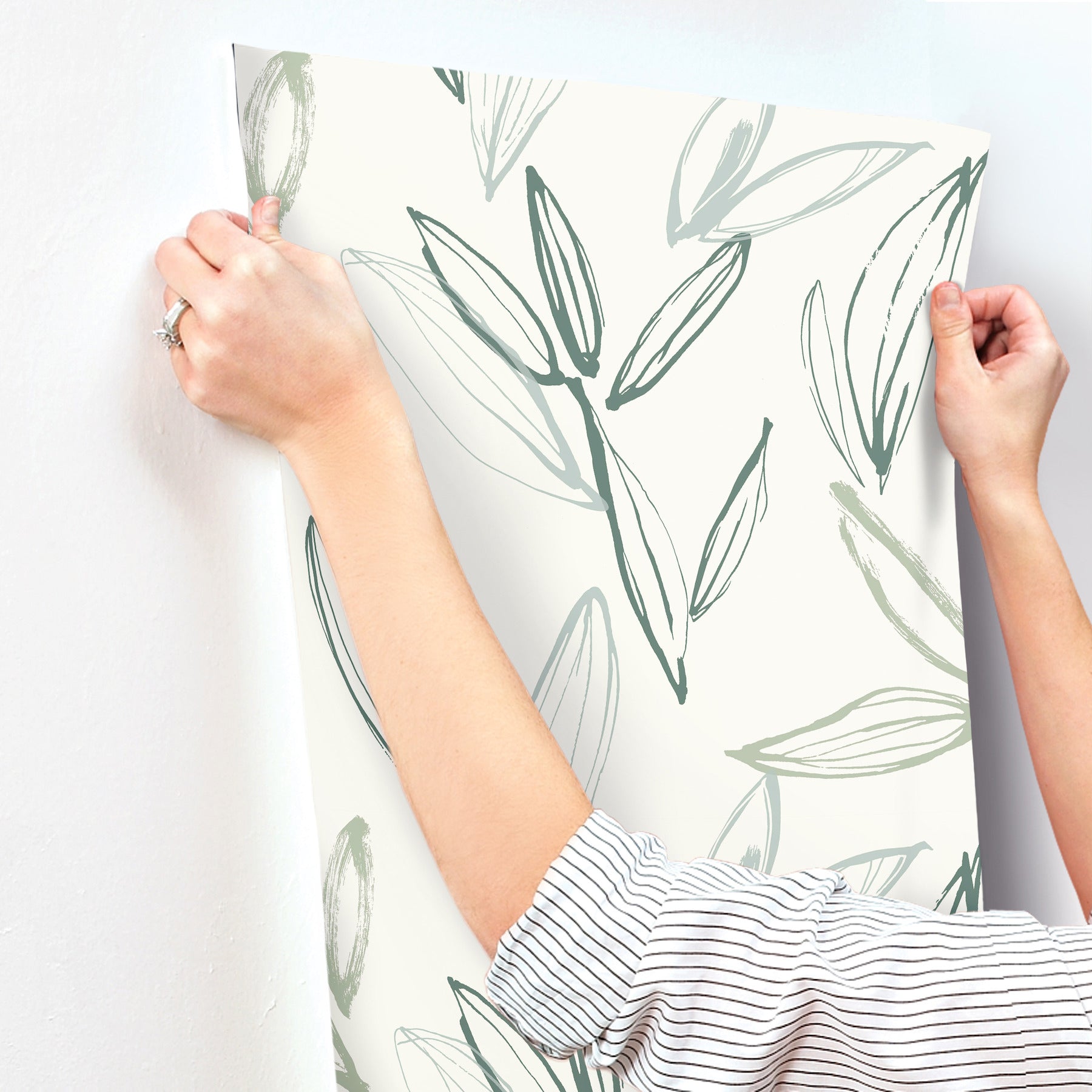 kenia-green-leaf-toss-wallpaper-york-wallcoverings-4197-27856 - York Wallcoverings Wallpaper