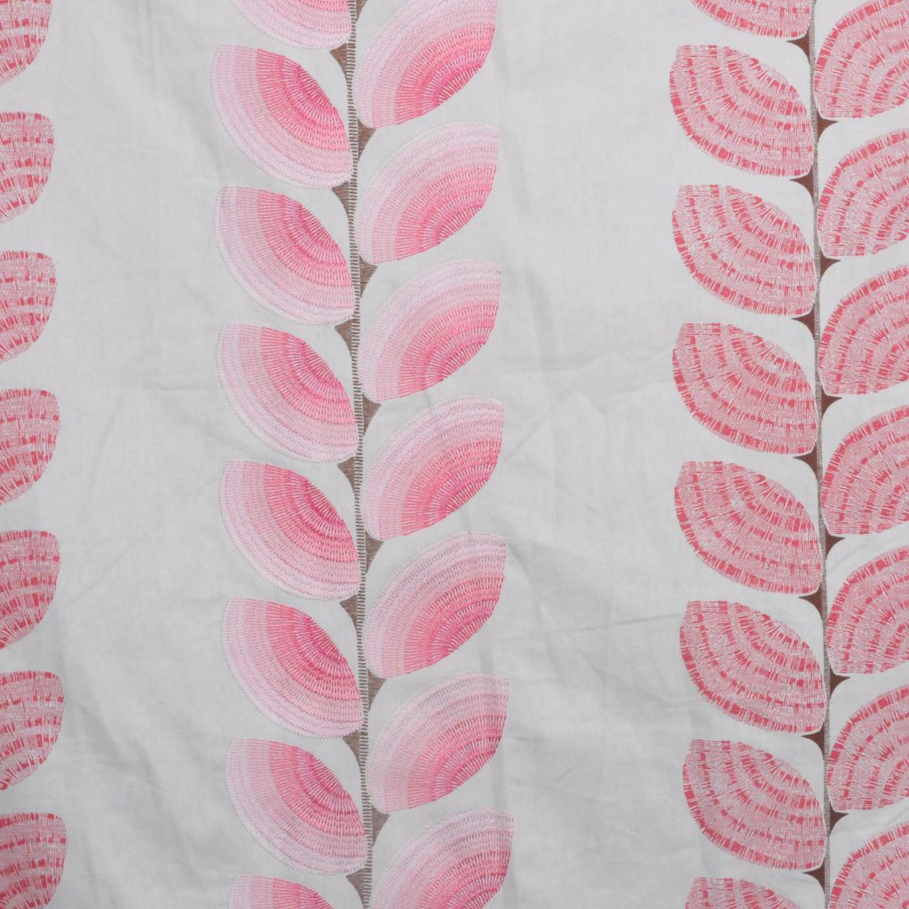 A0488 – STRAWBERRY - RM Coco Fabric