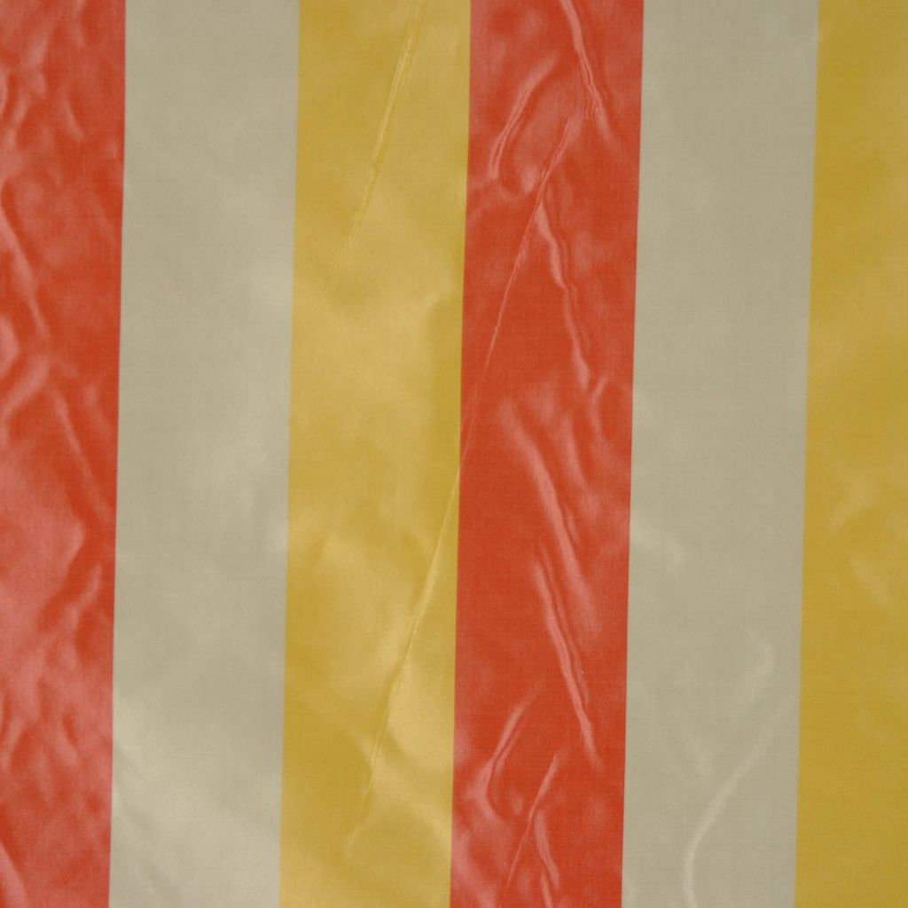 W07981 – 122 - RM Coco Fabric
