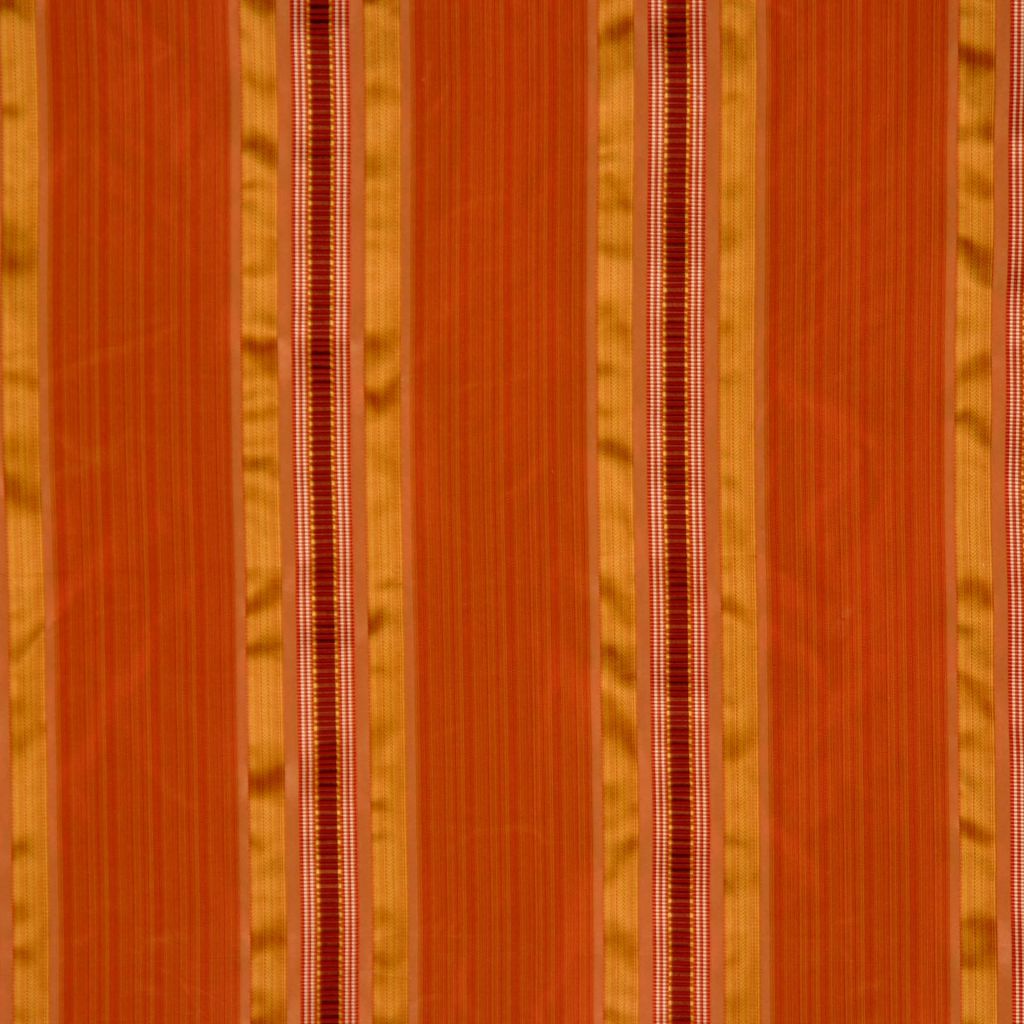 W07985 – 32
