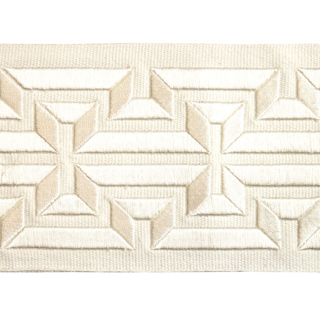 BD132 Border 4" – White Cap